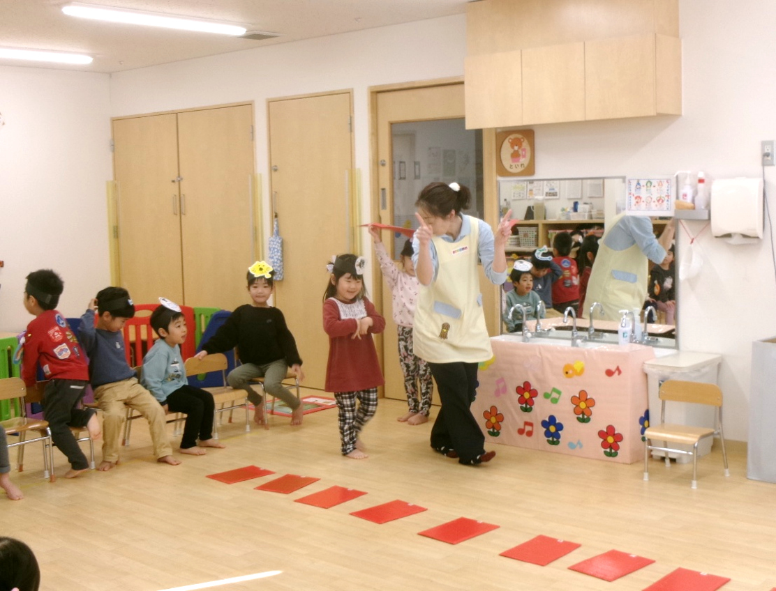 動物たちになりきって、神様のもとへ向かいますo(｀・ω・´)o