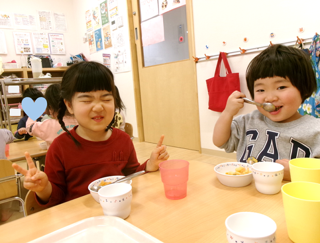 ニコニコおやつの時間♪