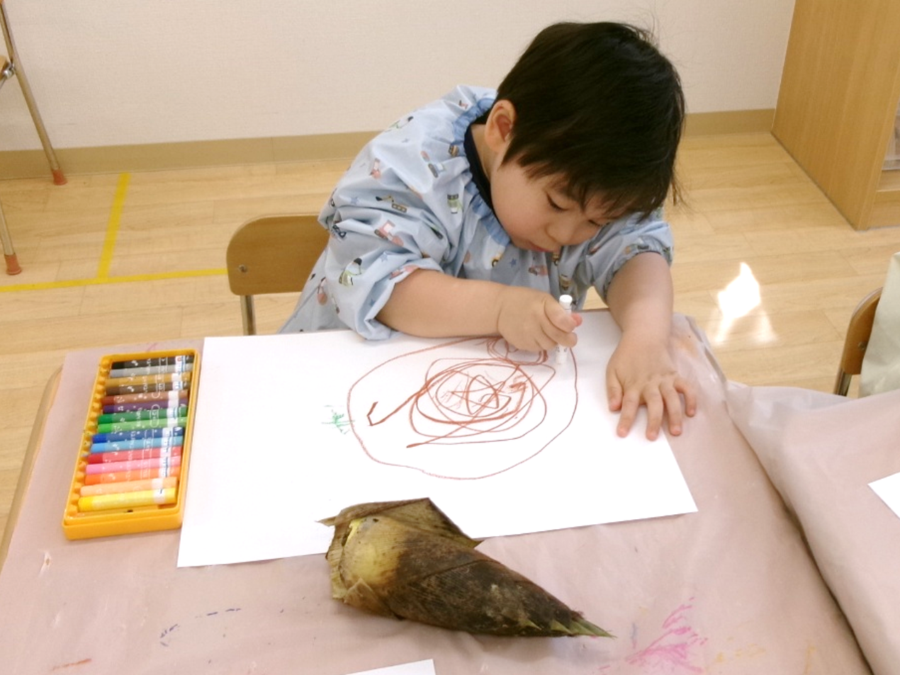 小さなアーティスト♪(﹡ˆ﹀ˆ﹡)