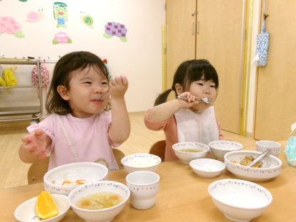 みんなで一緒に、美味しい給食♪