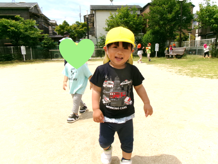 別所町公園で遊んだよ♪たくさん歩いて散策を楽しんでいました(*^o^*)