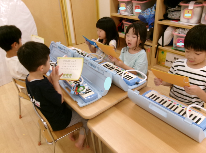 ピアニカも、楽しみながら取り組んでいます٩꒰。•◡•。꒱۶