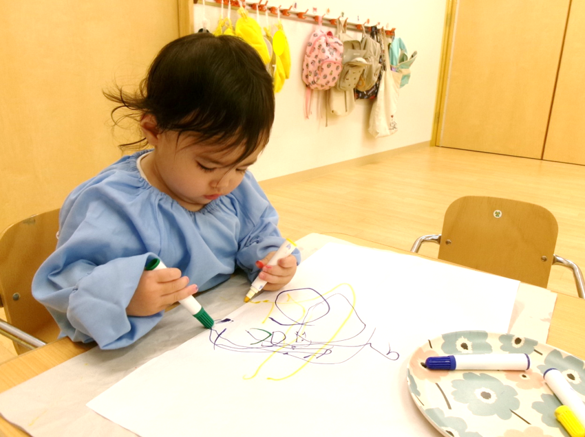 両手でかきかき!!楽しいな~(ू•ᴗ•ू❁)♪