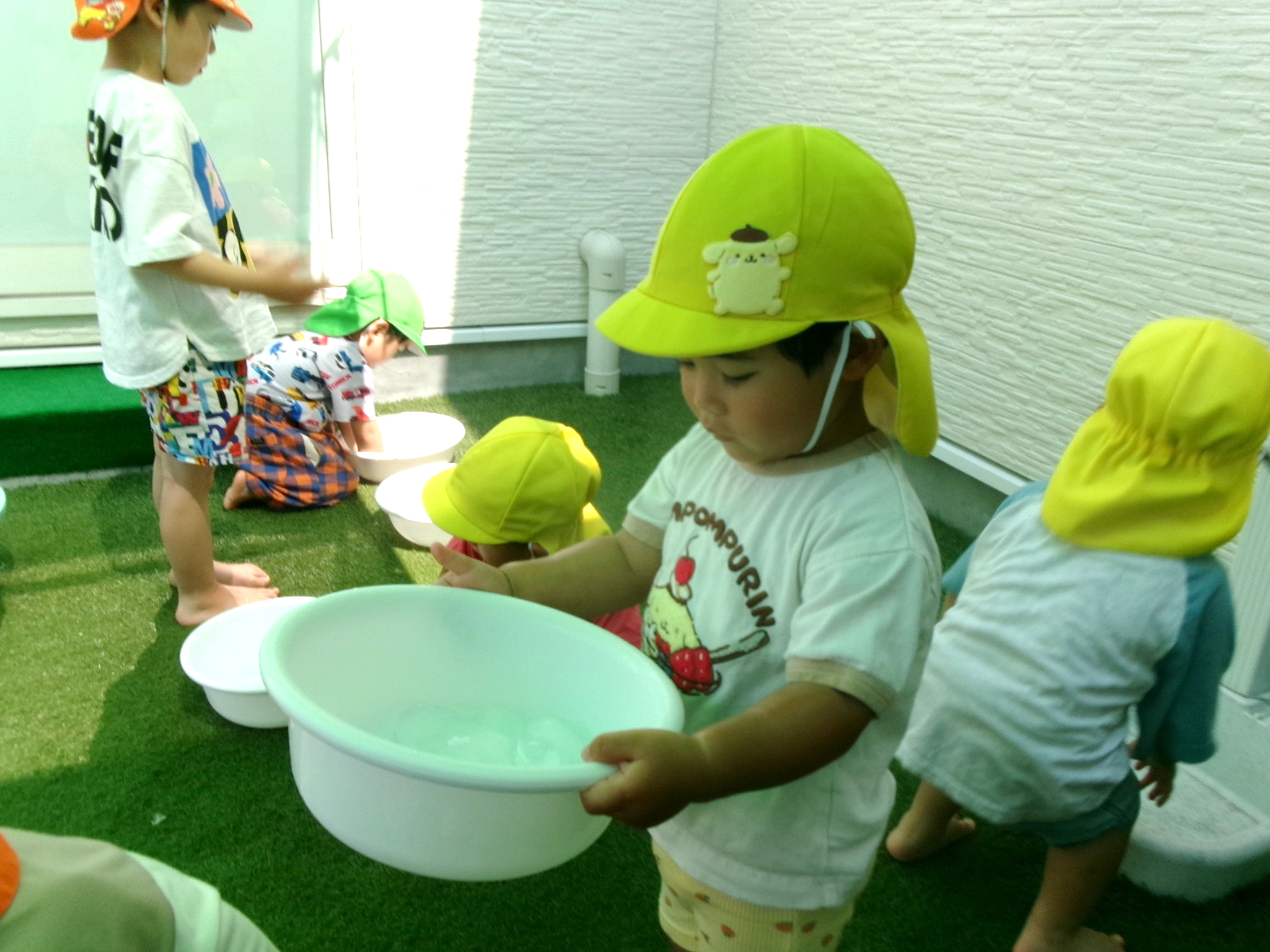 氷って不思議だね！！