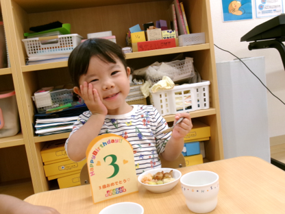 3歳おめでとう( ˶ˆ꒳ˆ˵ )これからもみんなでたくさん遊ぼうね!