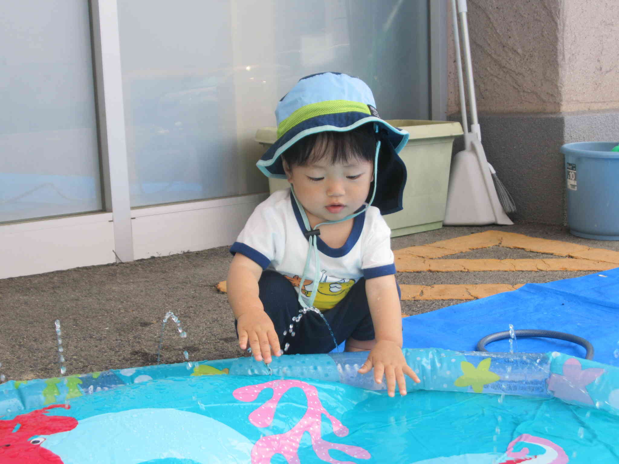 水あそび（ひよこぐみ）