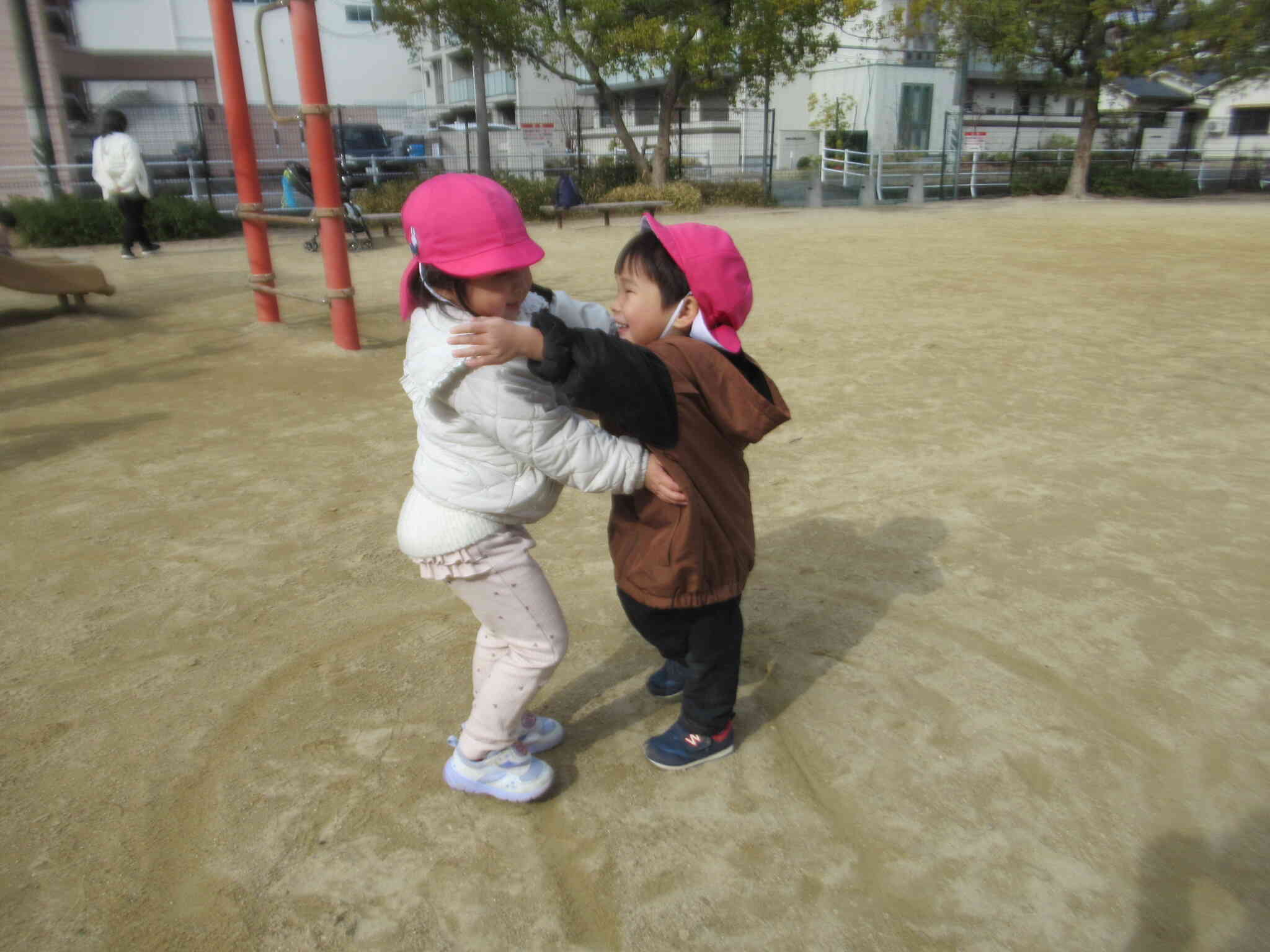 わたしに勝てるかな？ なかなか強いのよ　...　　のこった のこった