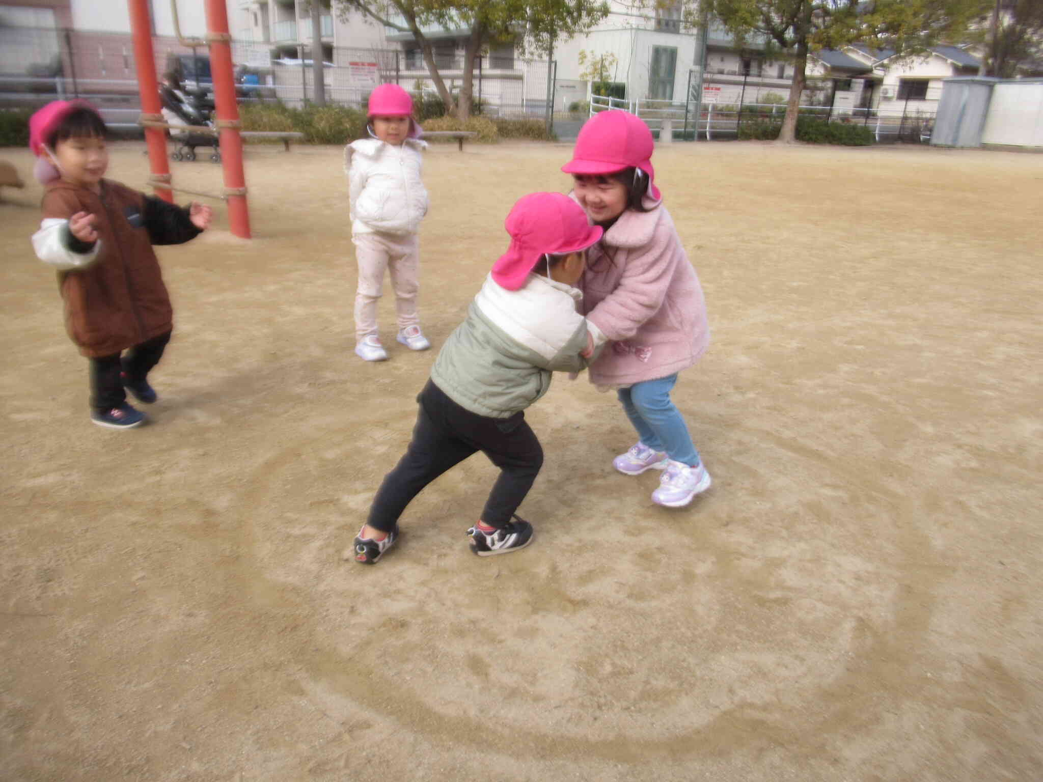 はっけよーい　のこったのこった　...　　ボクの 底力をみせてやるぞ！　おーとっとっとっとと