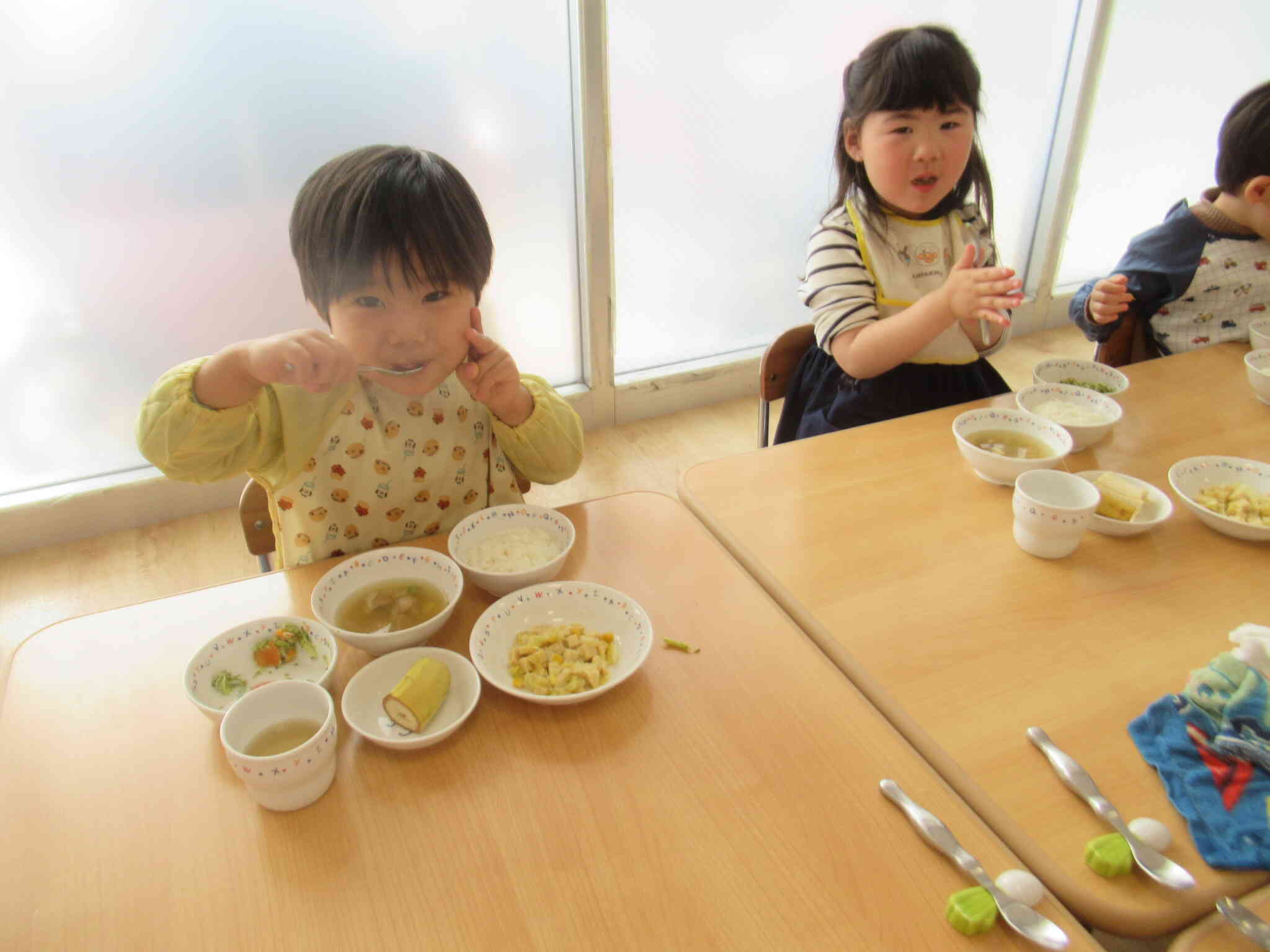 給食先生が作った給食　おいしいね　　毎日 おいしい給食ありがとう