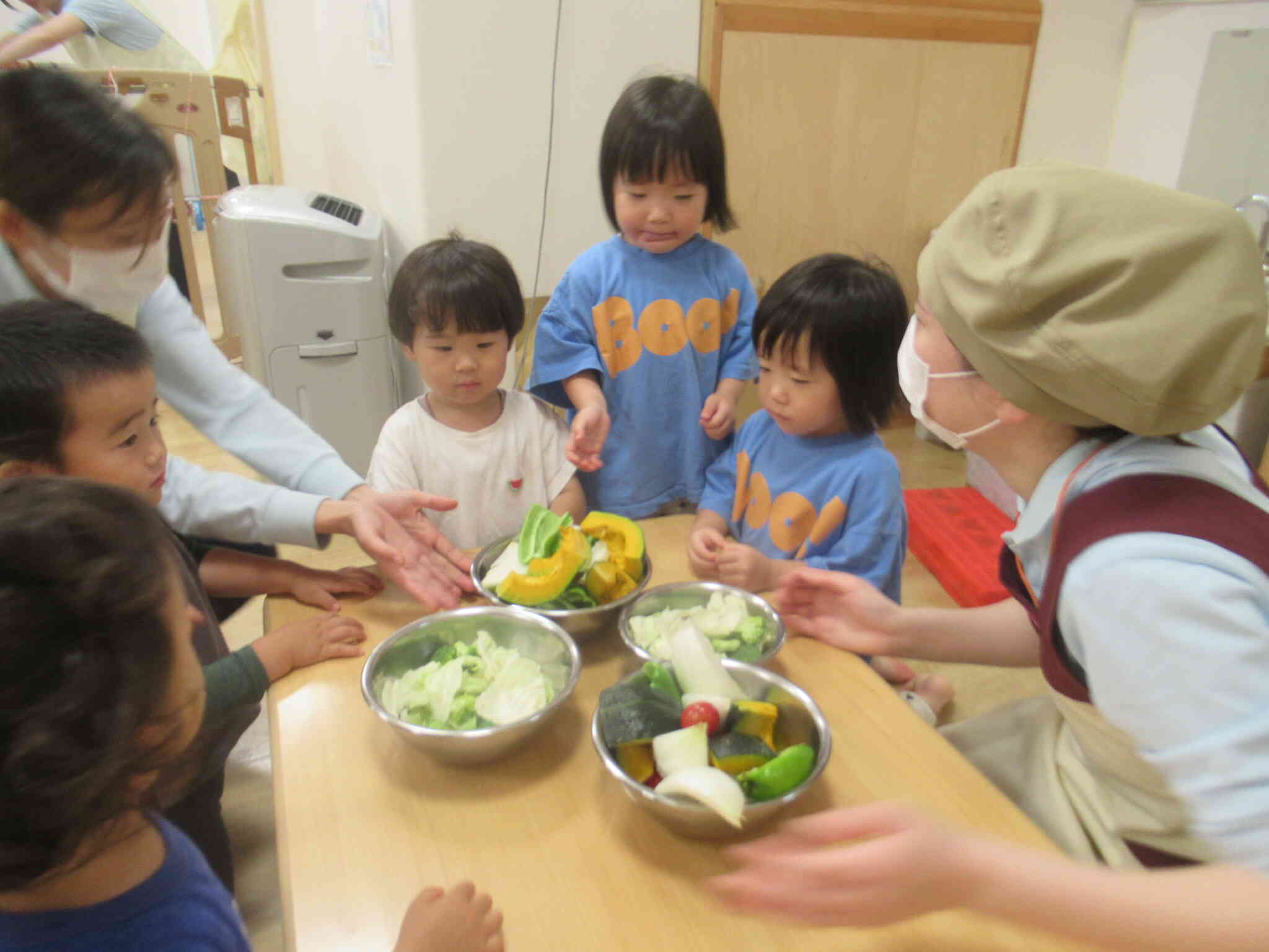 給食先生　おいしい給食つくってね　...　　今日の給食 すっごく楽しみ　　みんな ありがとう ...　今日の給食 格別おいしく作れそうよ