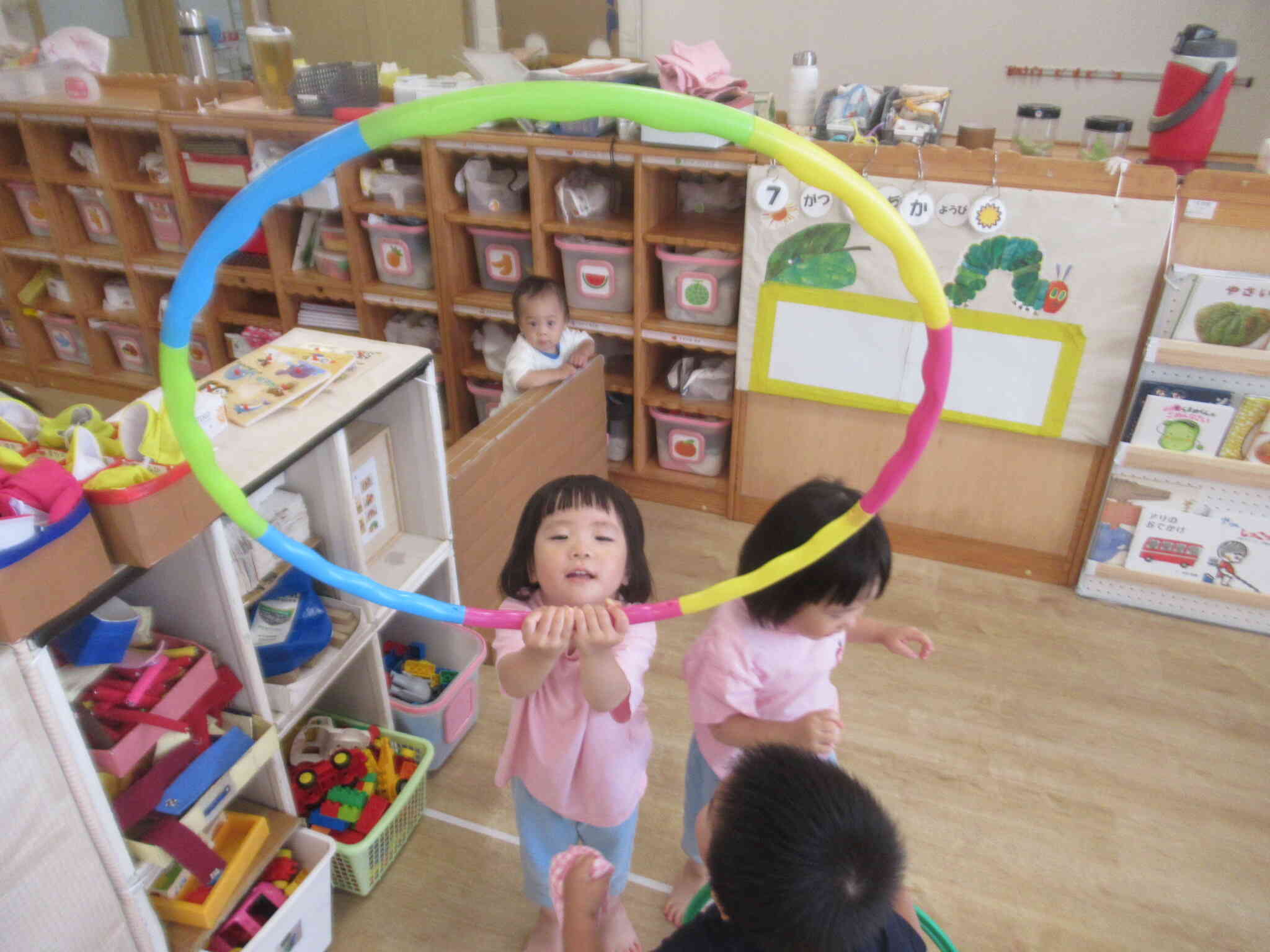 フラフープであそぼう（うさぎぐみ）