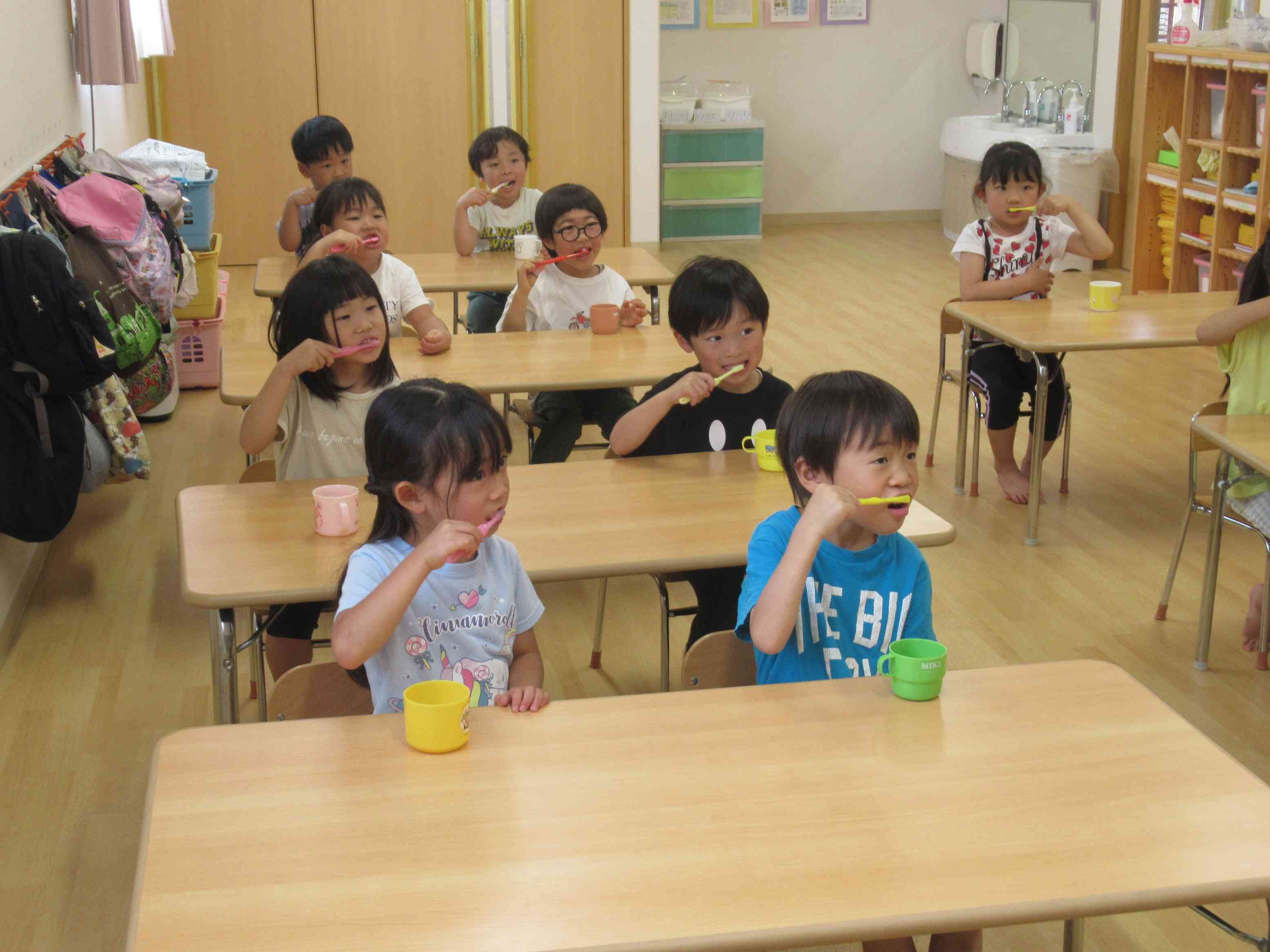 自分で磨いてみよう！（５歳児）