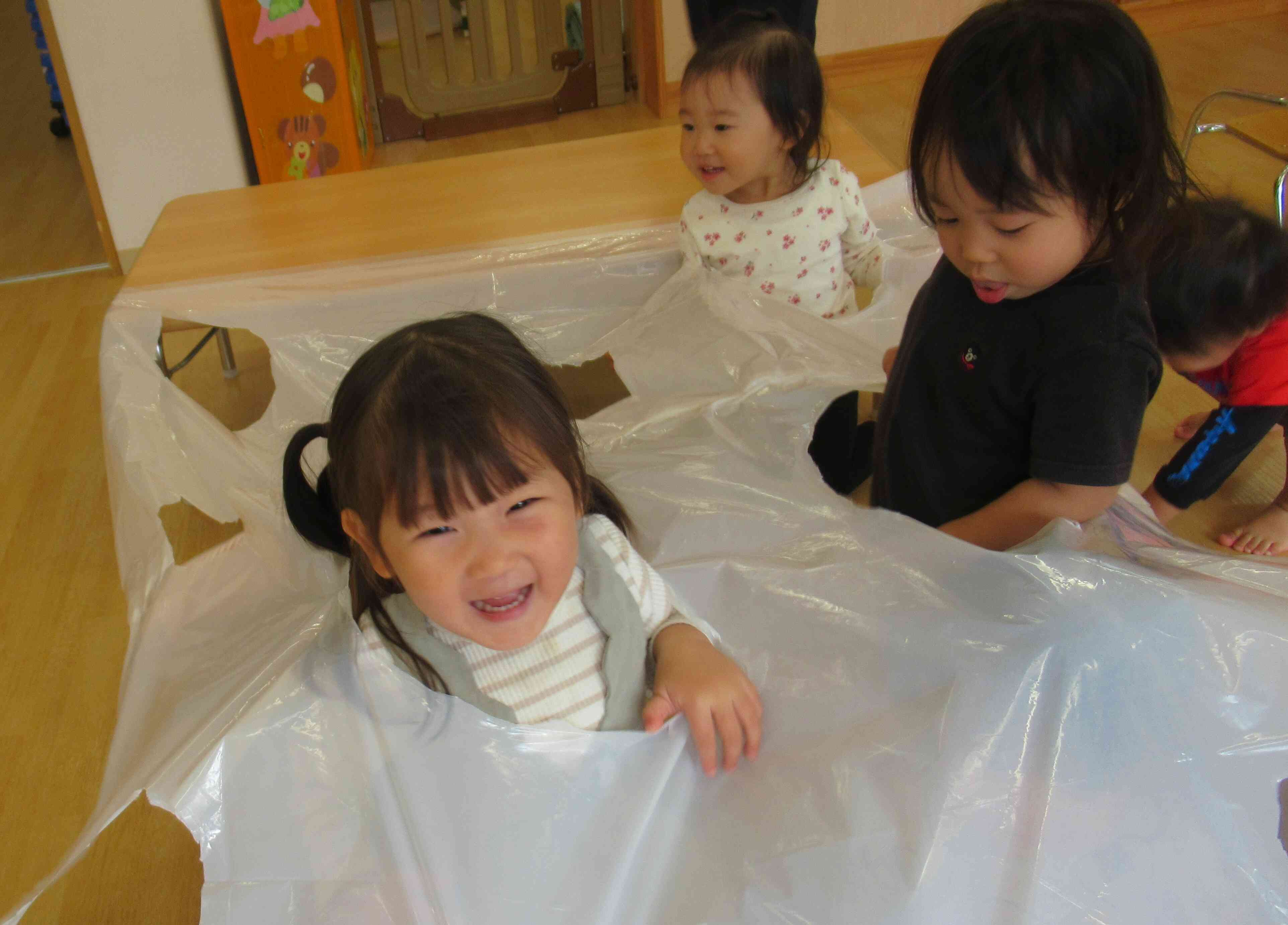 〖あひる組〗室内遊び
