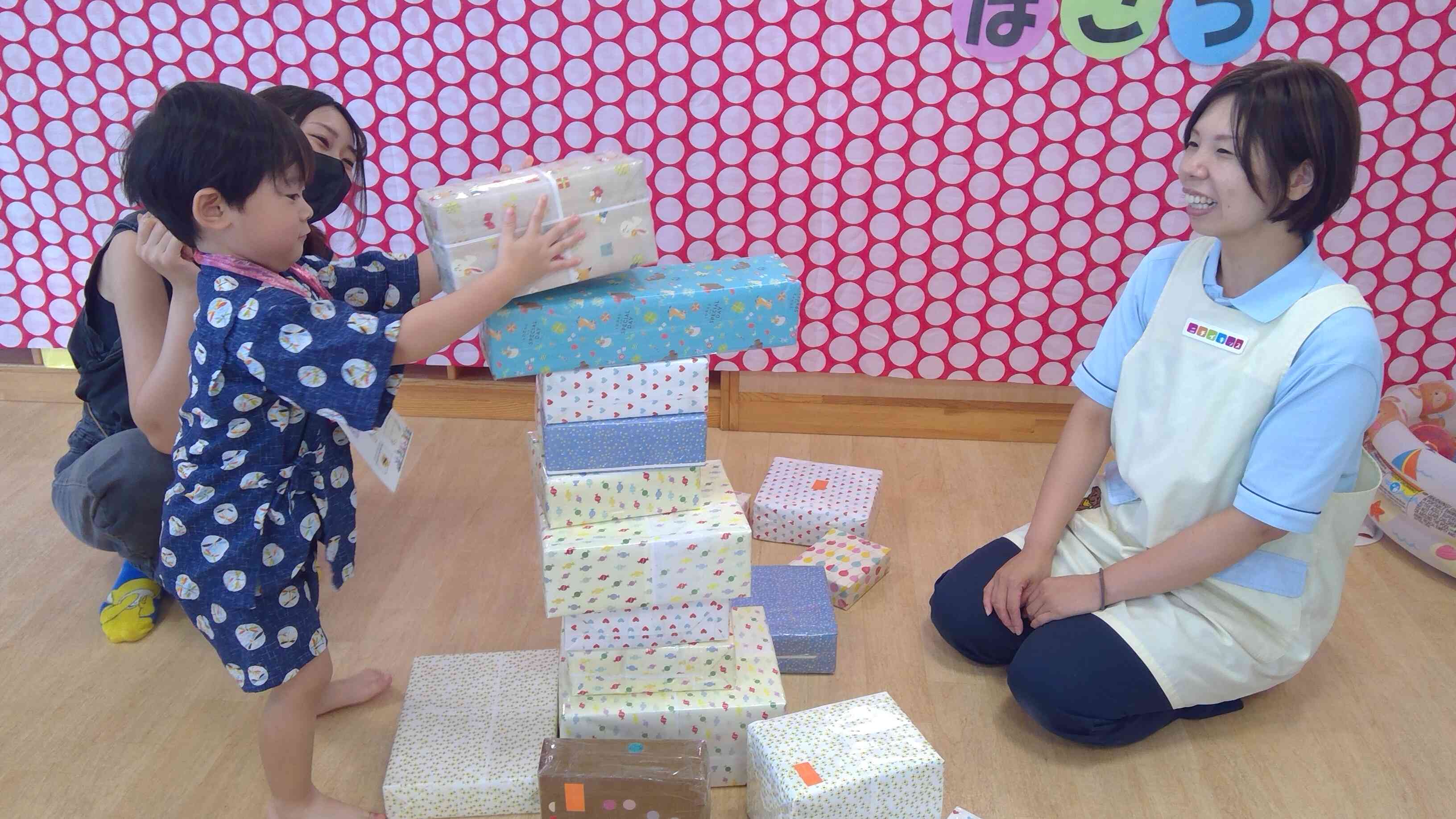ぐらぐら～と揺れて（　＾ω＾）・・・、おっとと！！