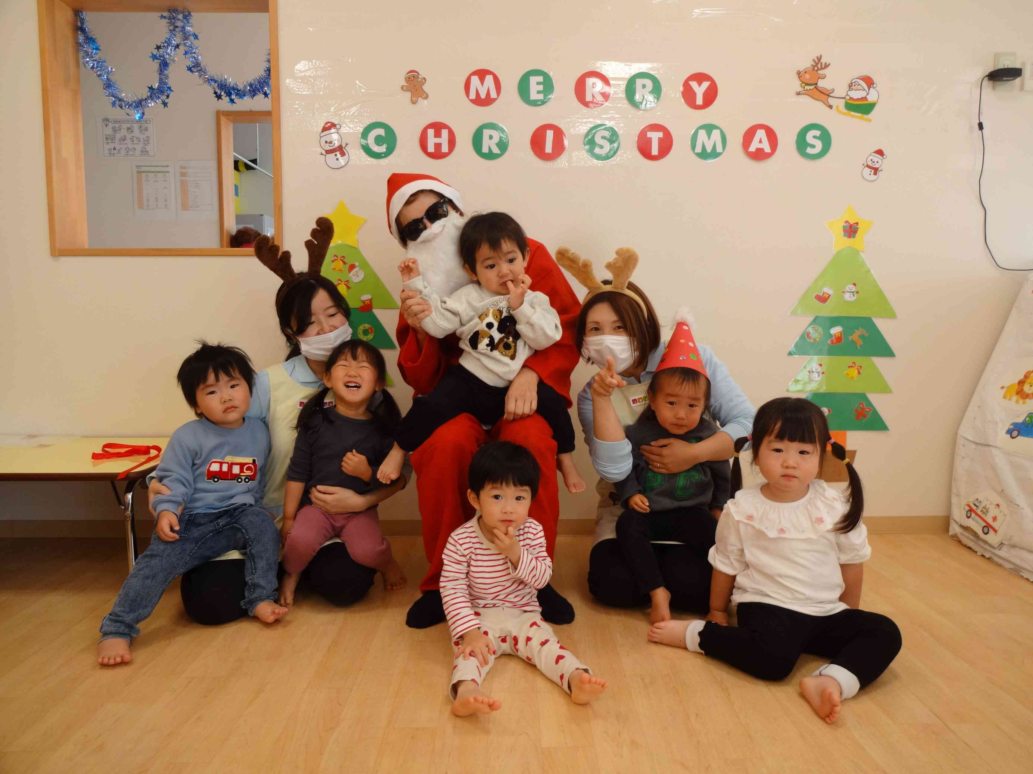 サンタさんンと記念撮影