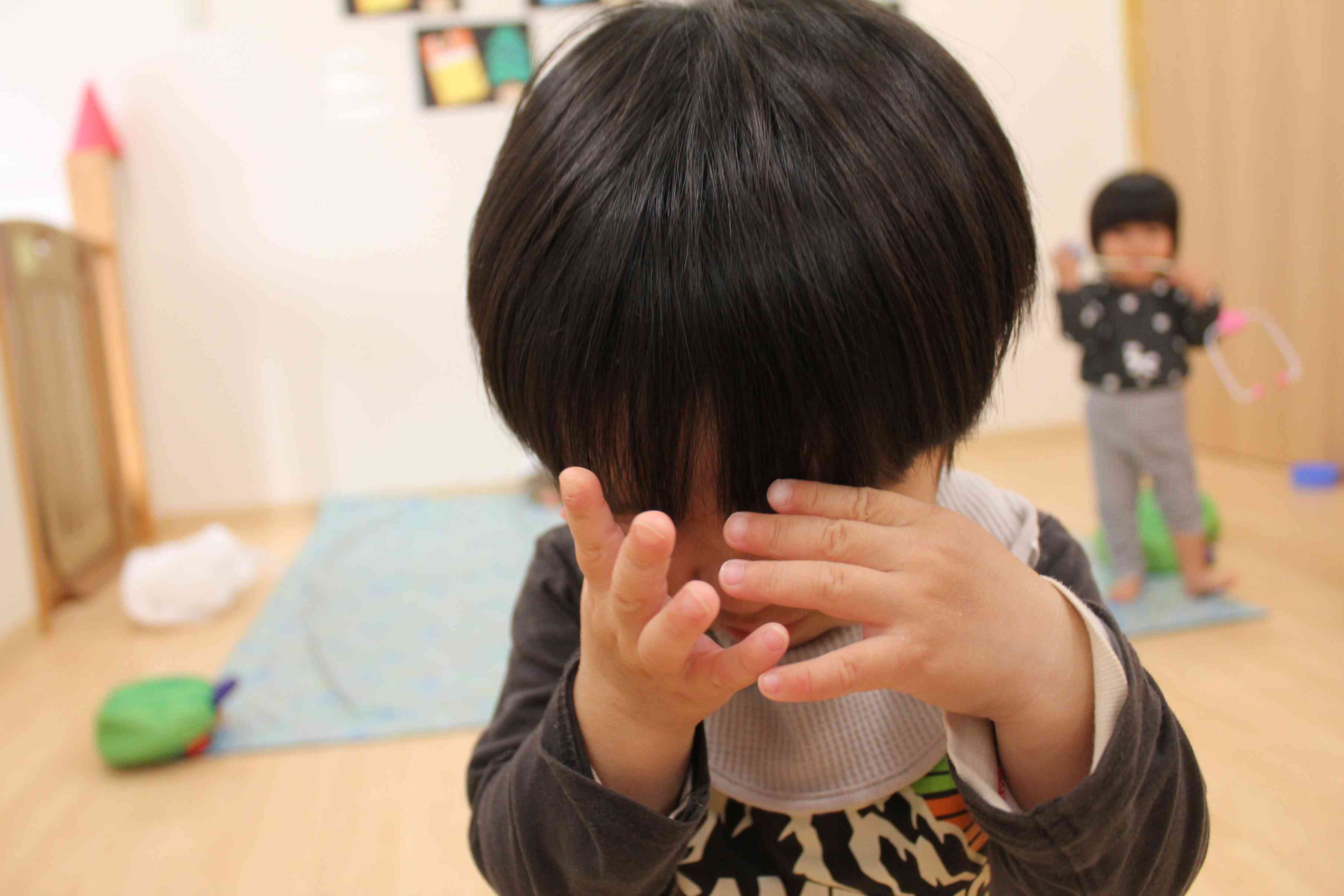 得意技の【いない、いない・・・】