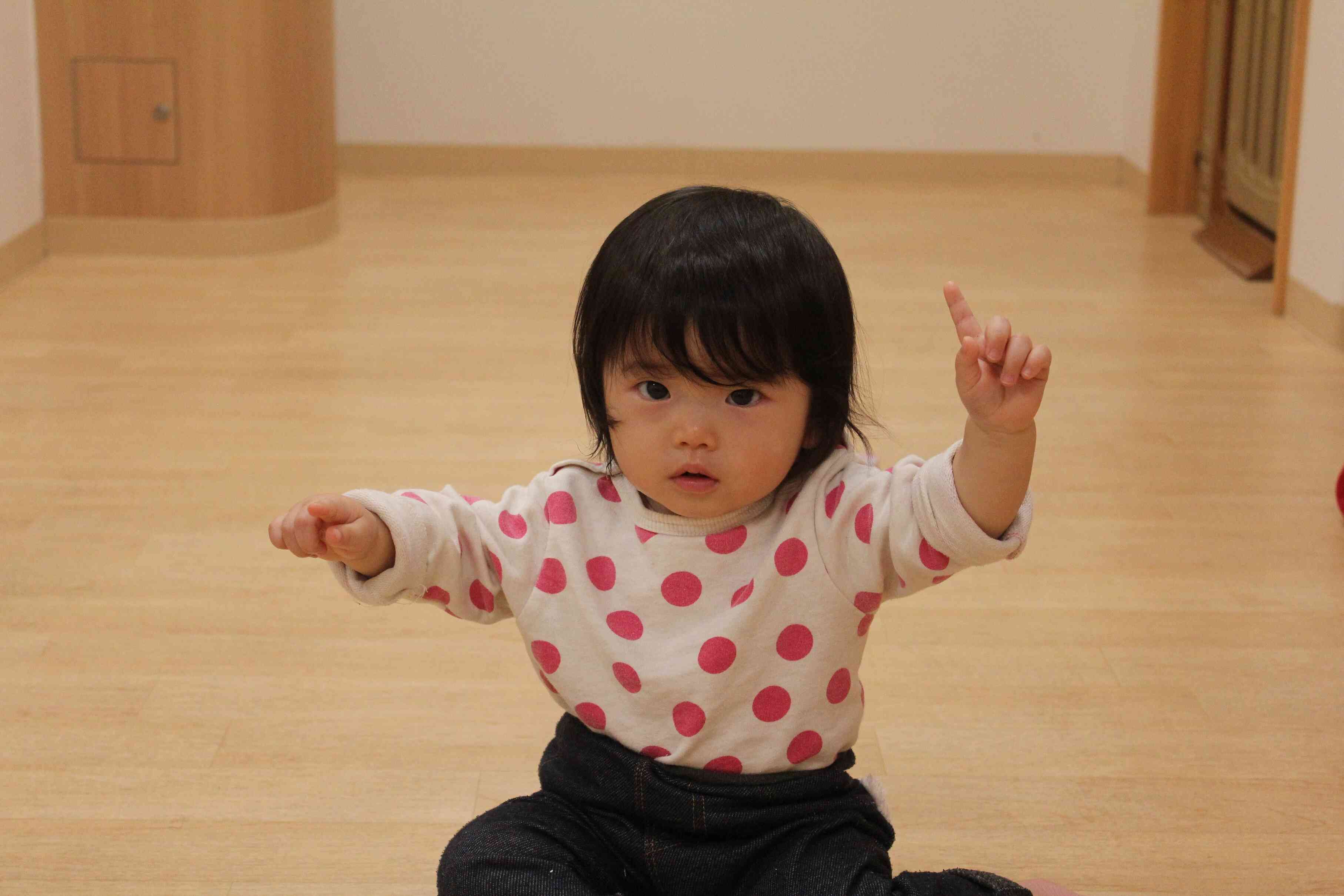 園生活に慣れご機嫌です。