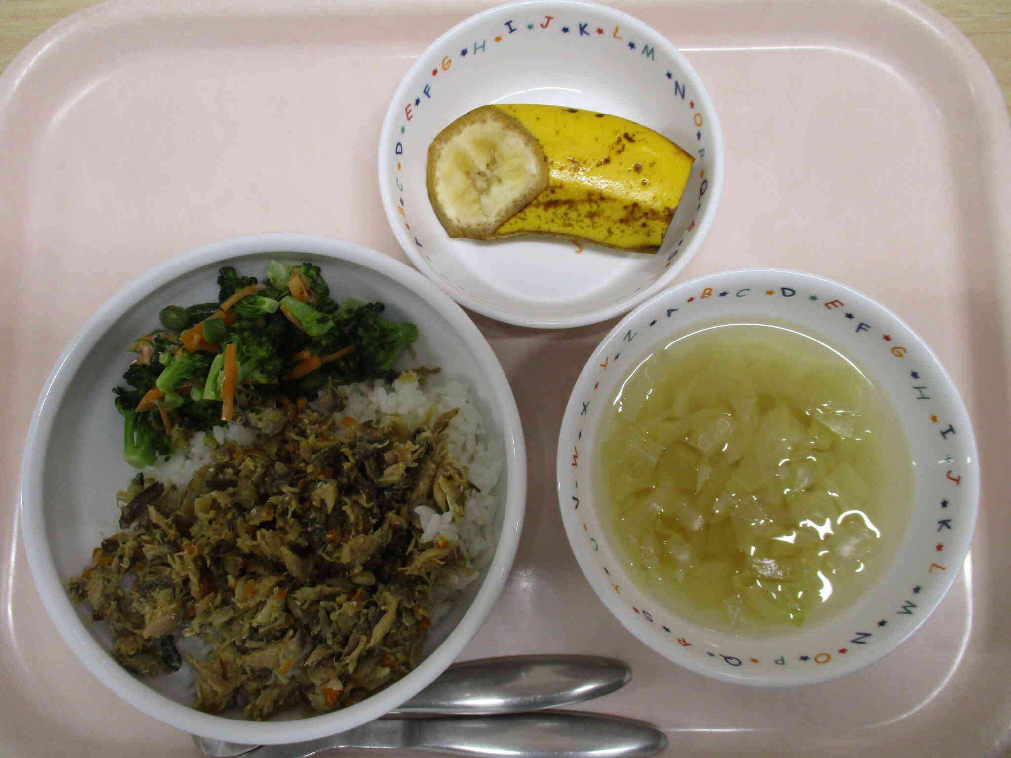 給食試食会を行いました！