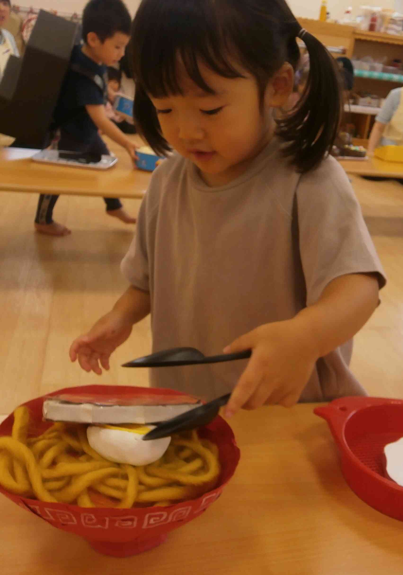 「わたしはラーメンをつくるよ」