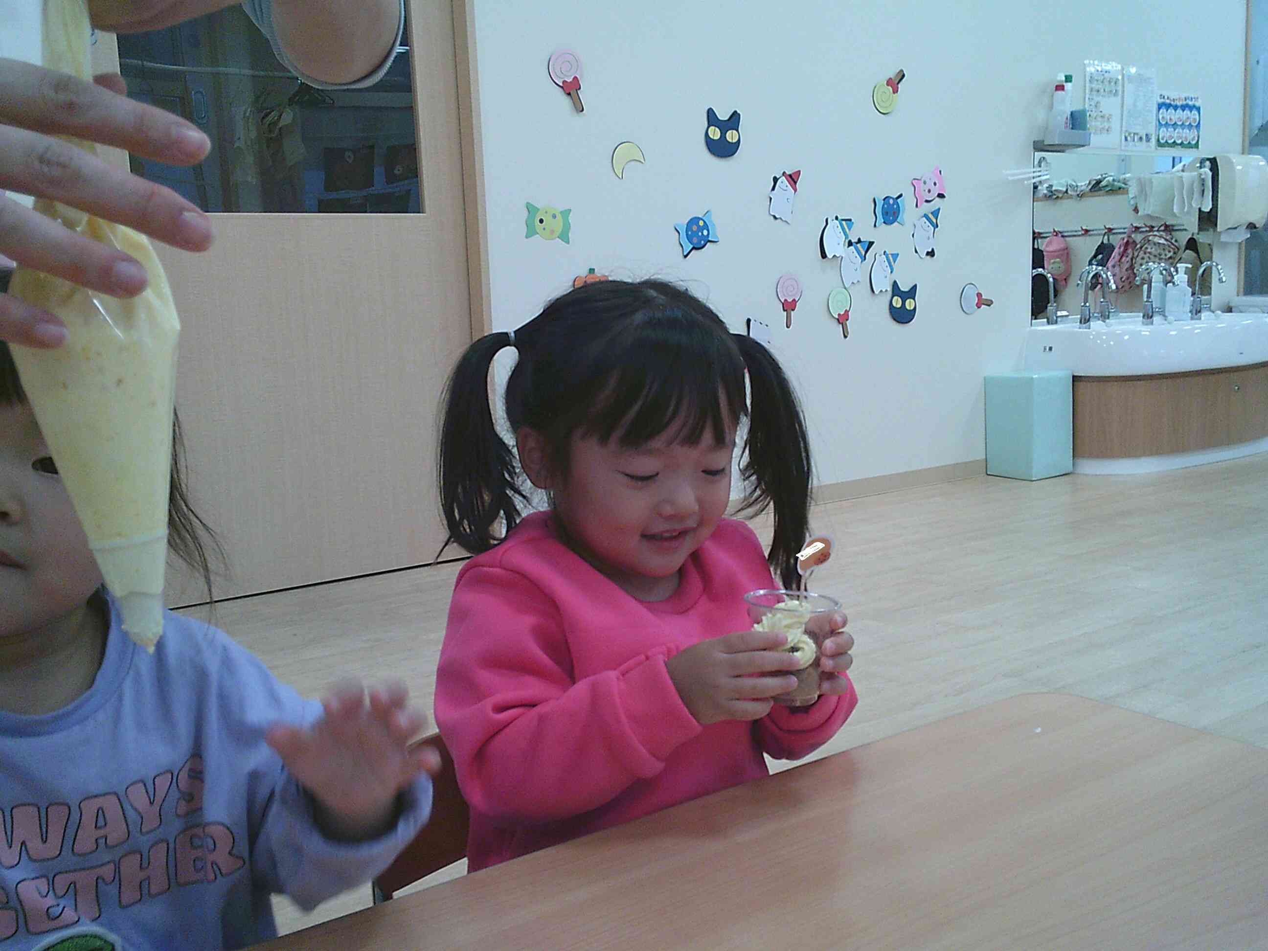 「クリームもしぼるよ！」