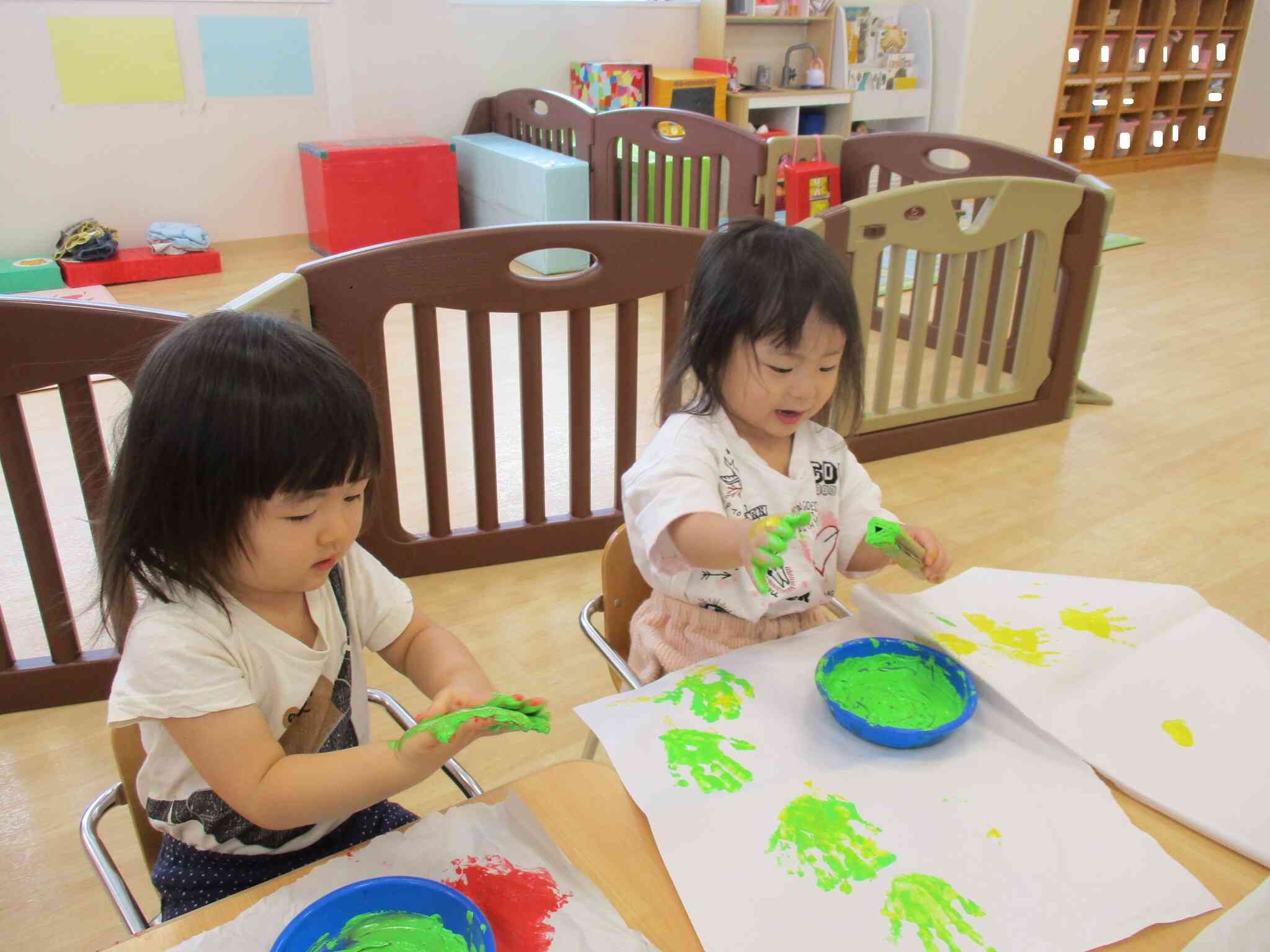 <あひる組製作>鬼のお面作り