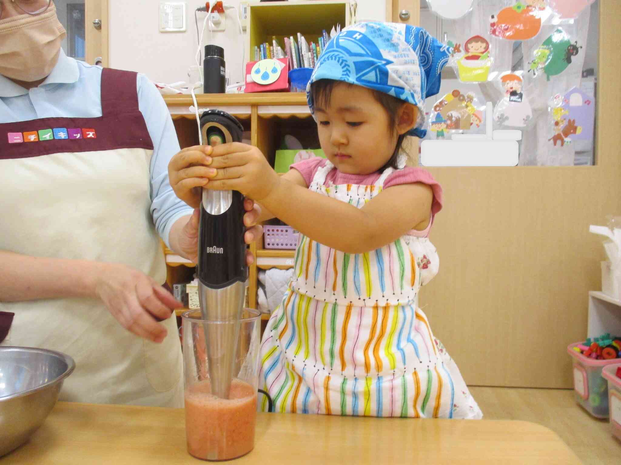 トマトはゼリーに変身！