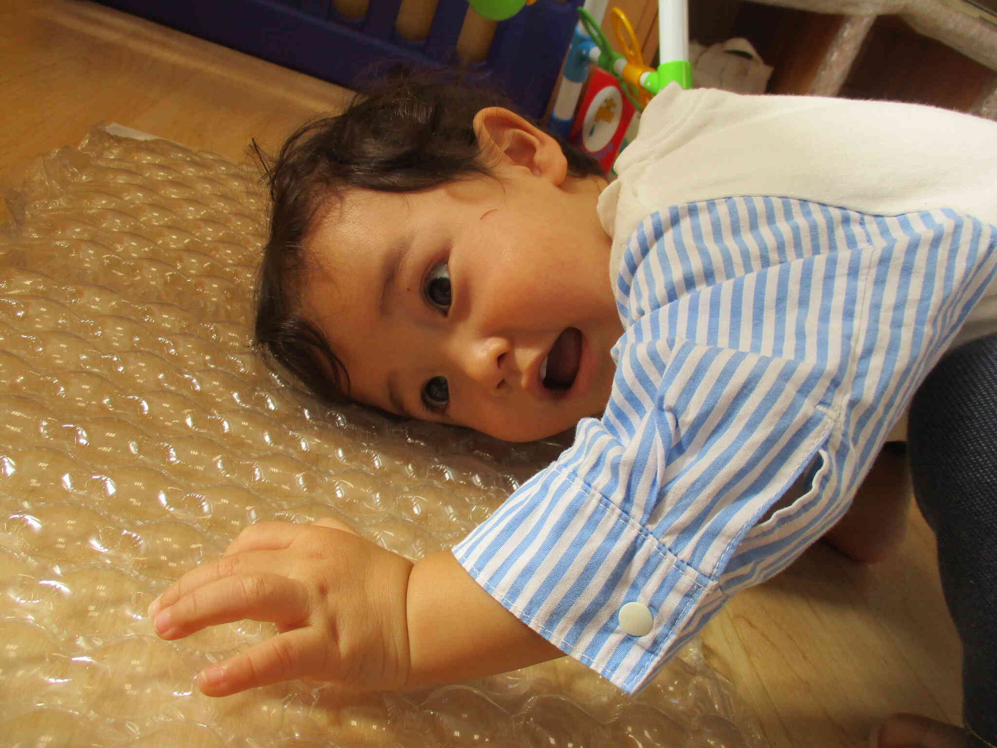 プチプチだ！寝っ転がってみよう！