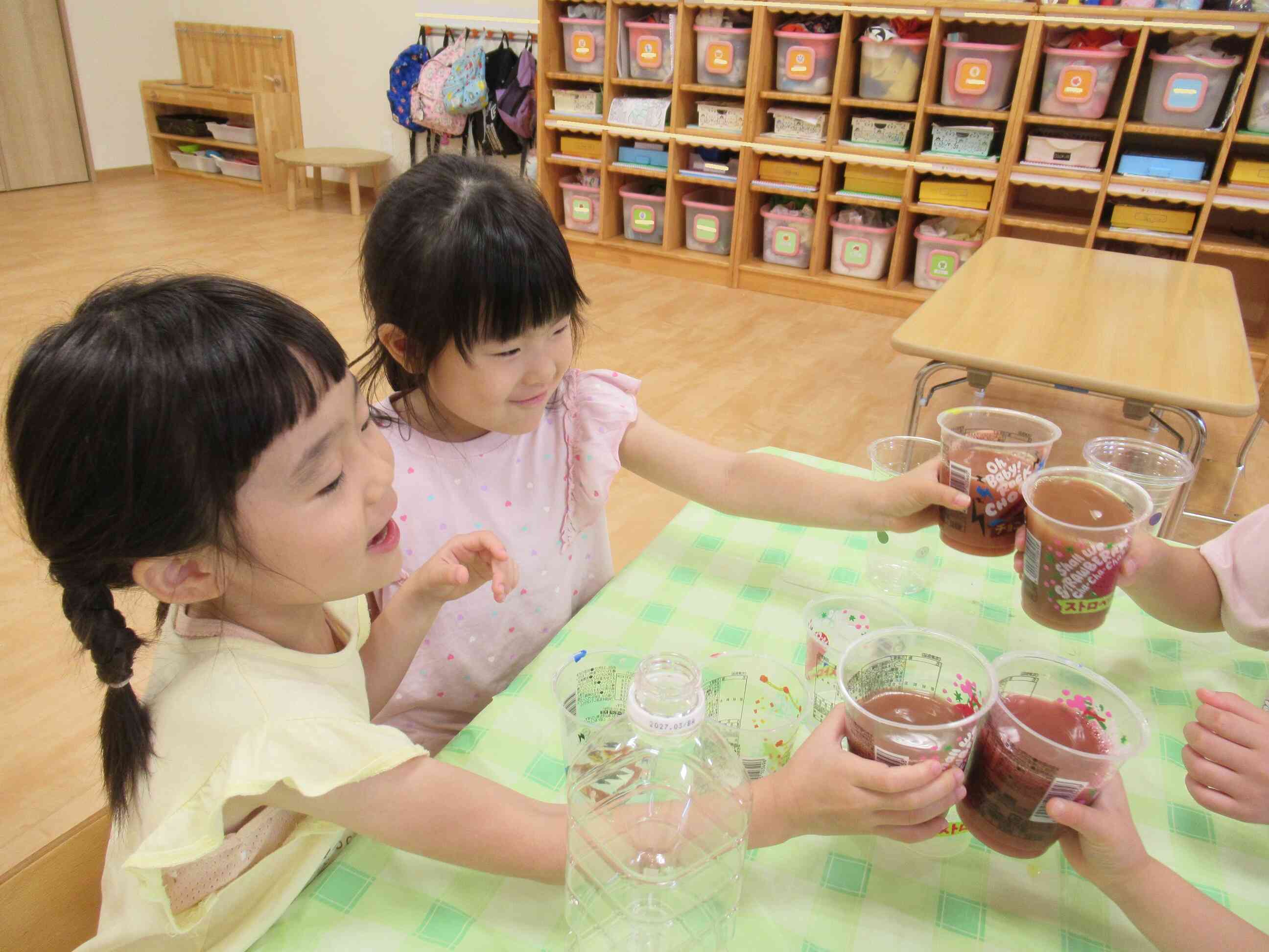 沢山混ぜて、いろんなジュースを作ってみよう！！