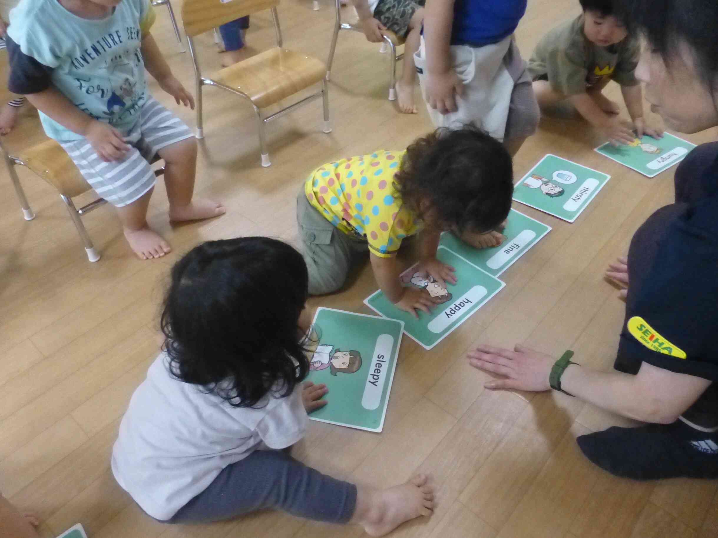 子育てひろば・英語レッスン♬