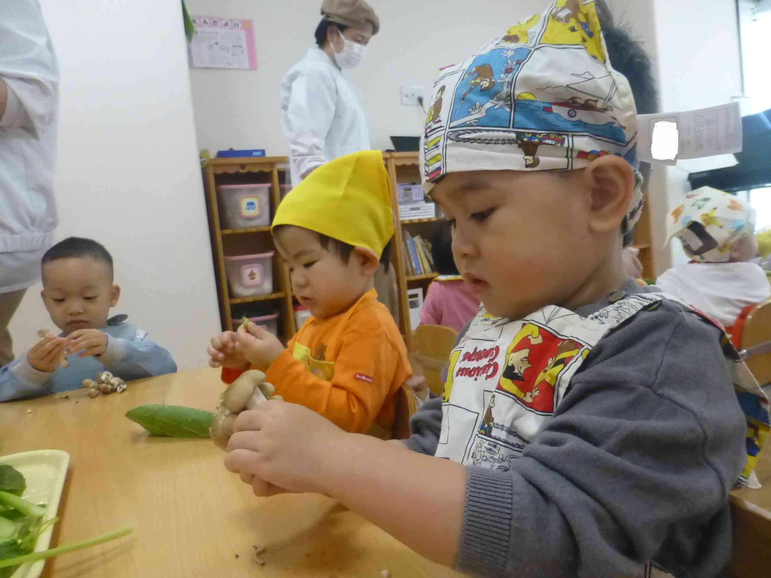 子育てひろば・ニチイの食育を体験★