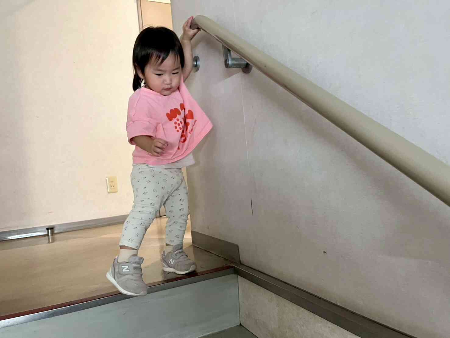 上手に階段のぼれるかな～？