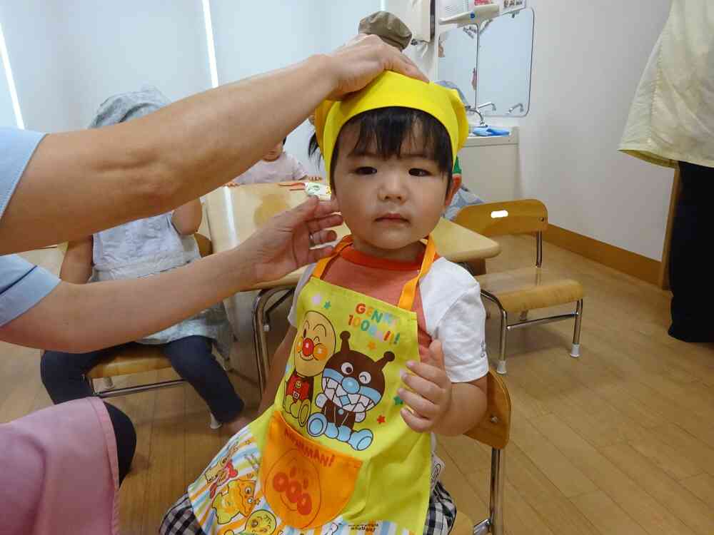 エプロン・三角巾つけたよ！！！