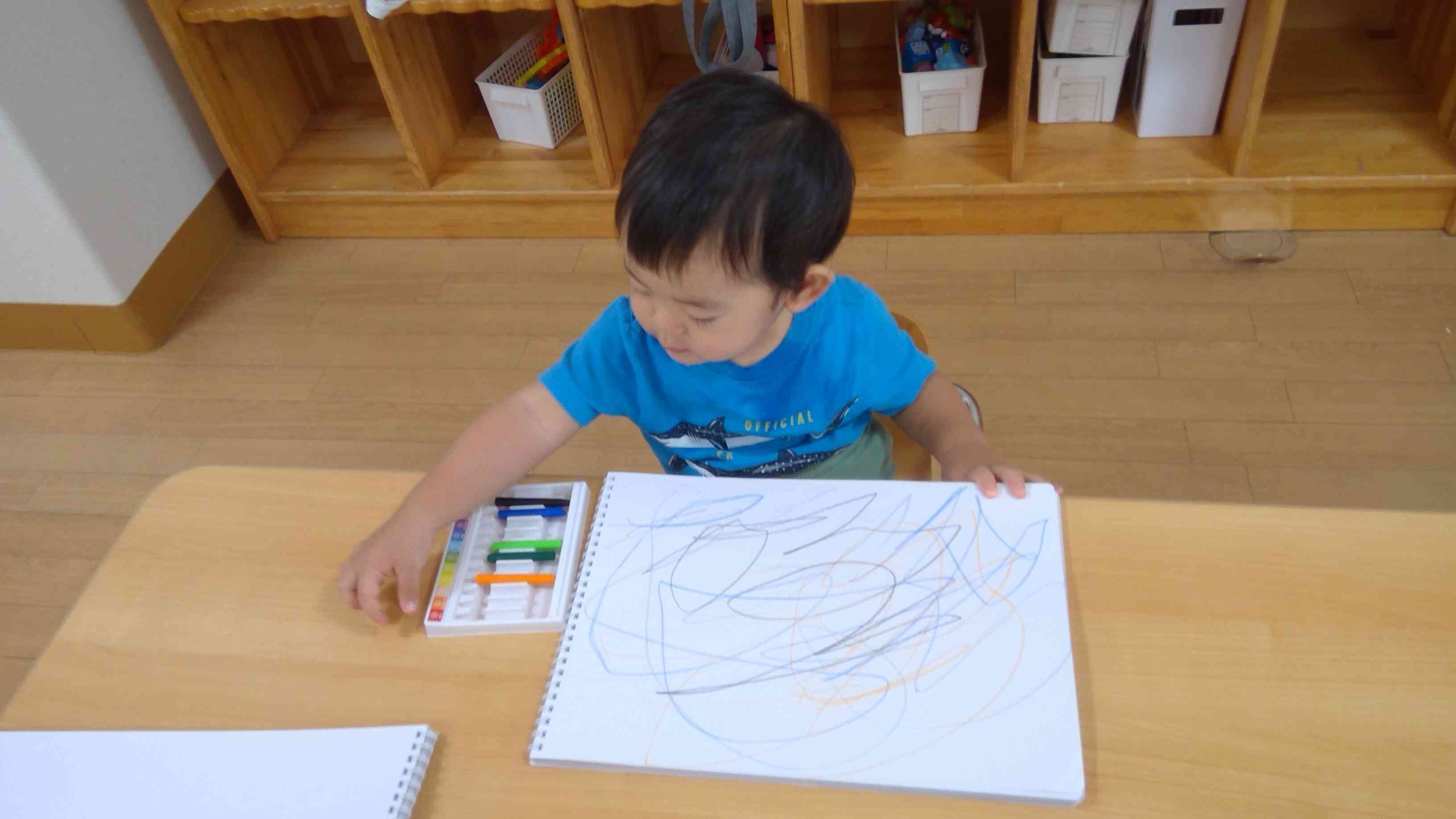 お絵描きタイム♪