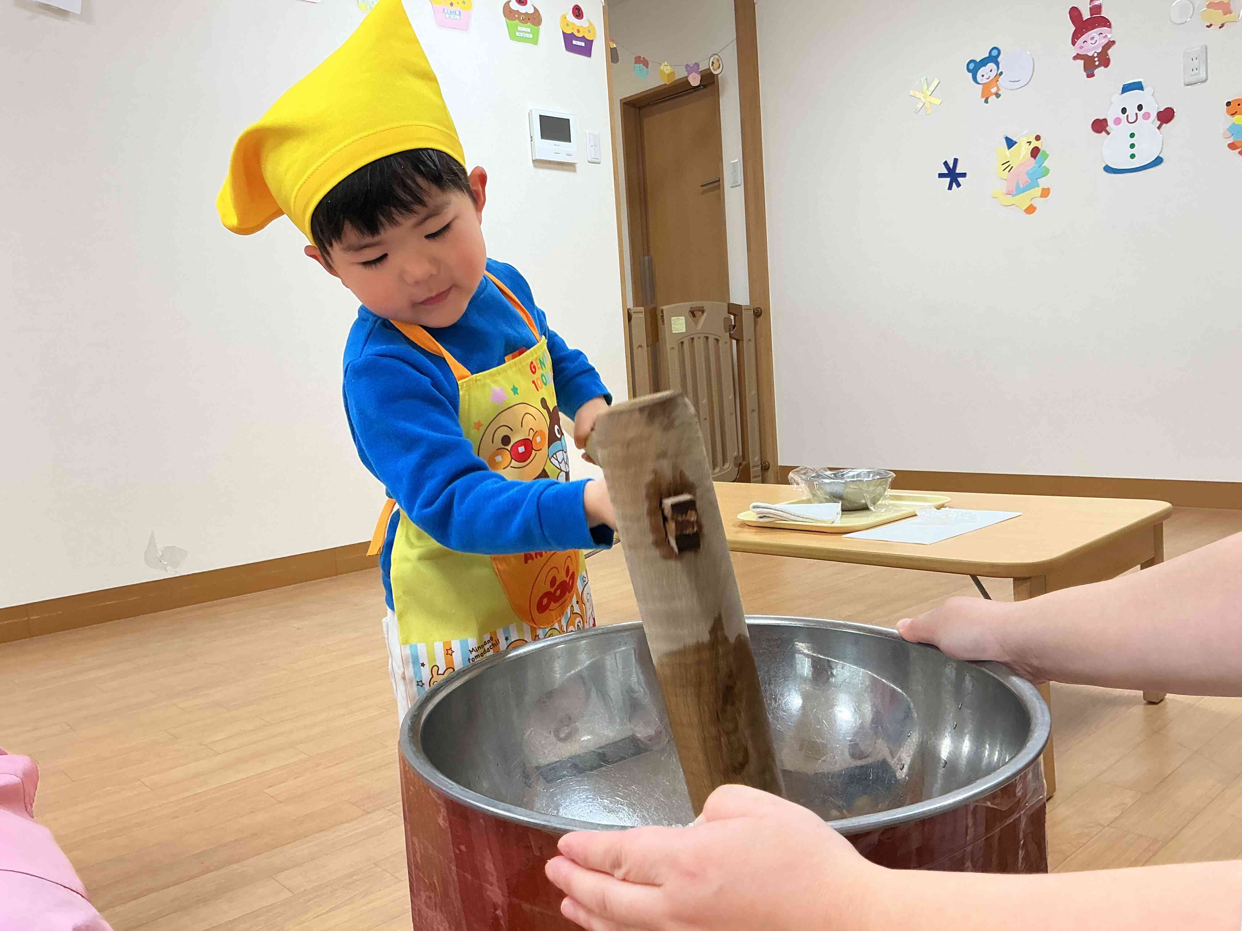 ぼく1人で持てるよ！！