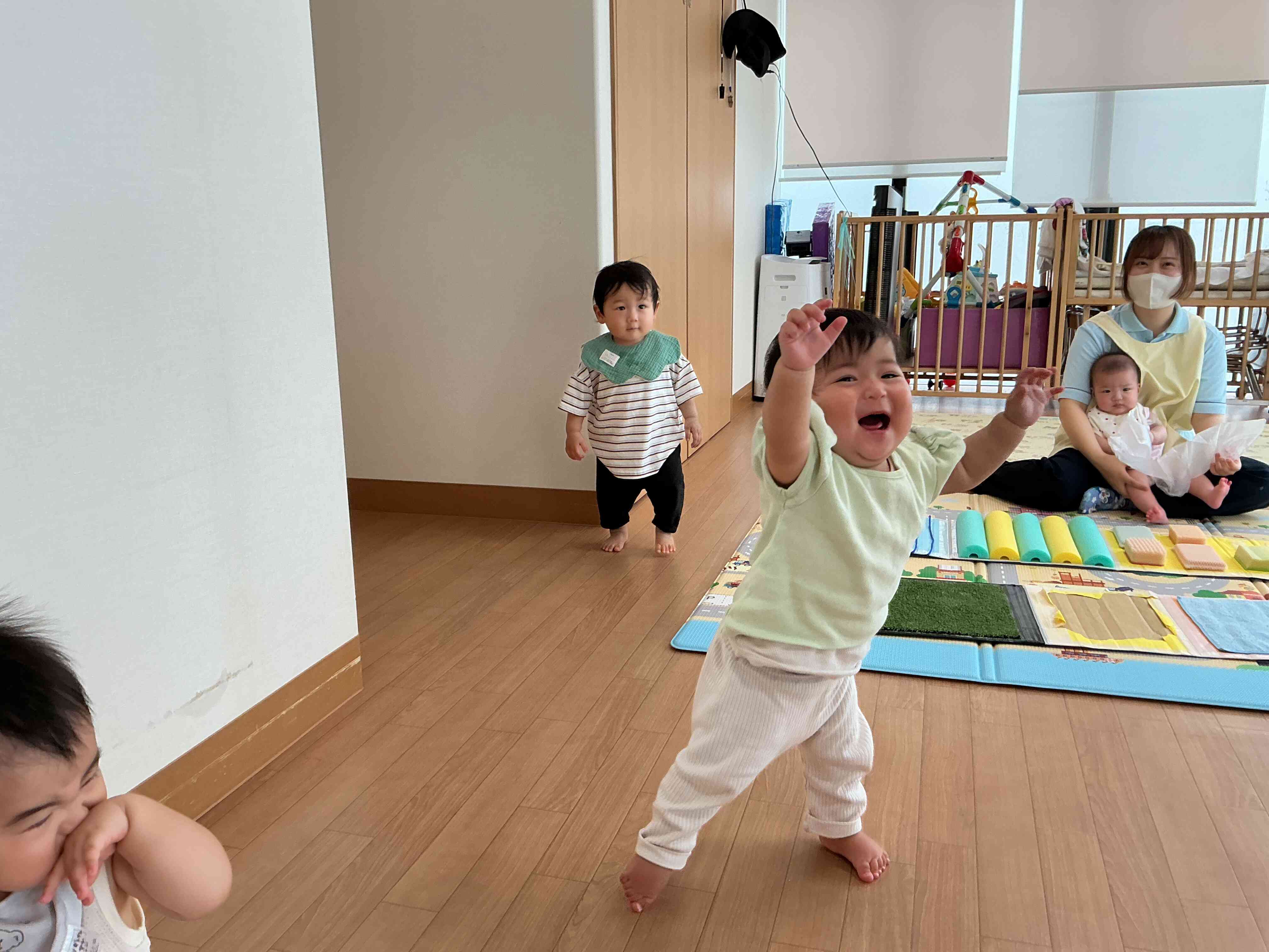 シーツ遊び♩