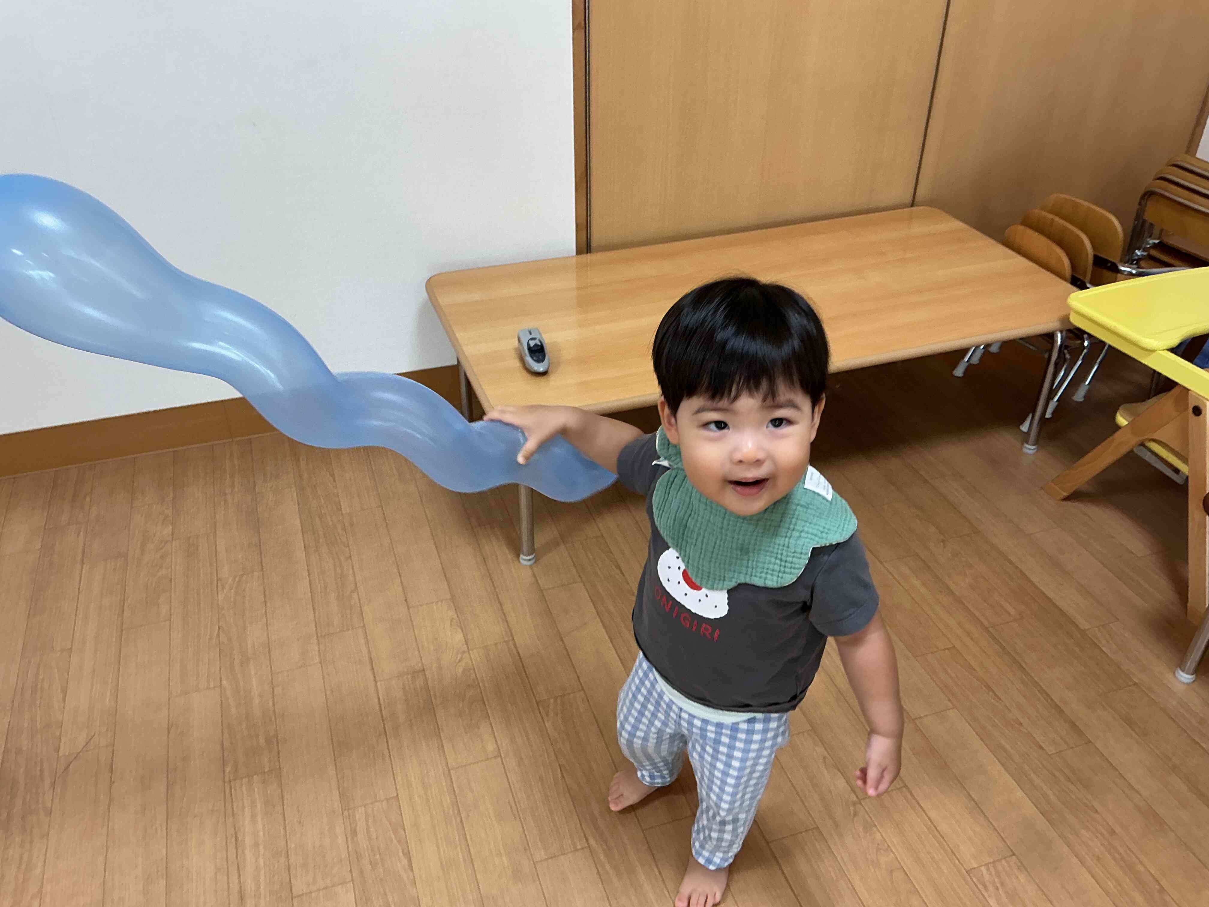 くねくね～ふうせん♬