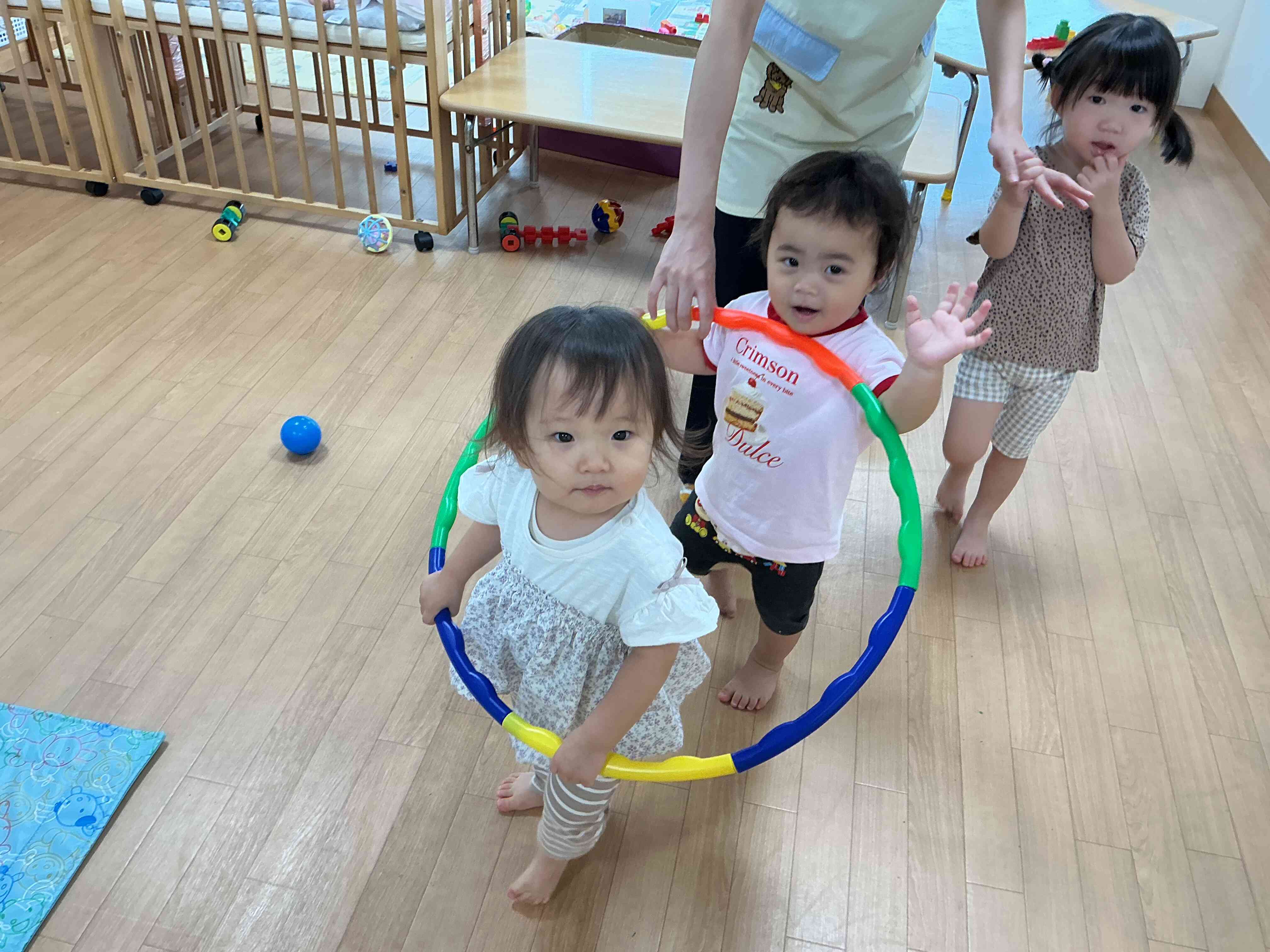 室内でもおもいっきり遊びます♬