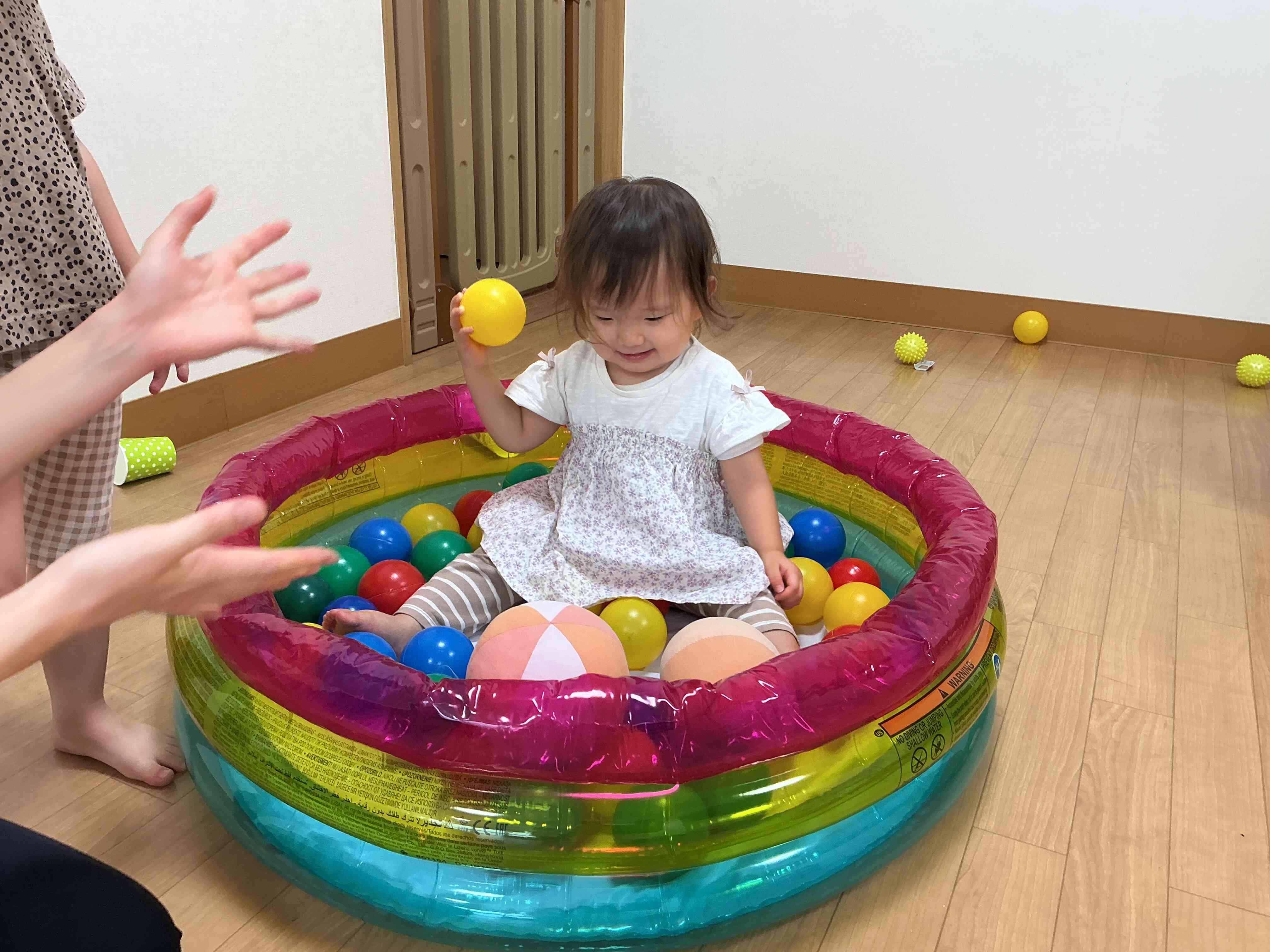 ボールプールにして遊んだよ♬
