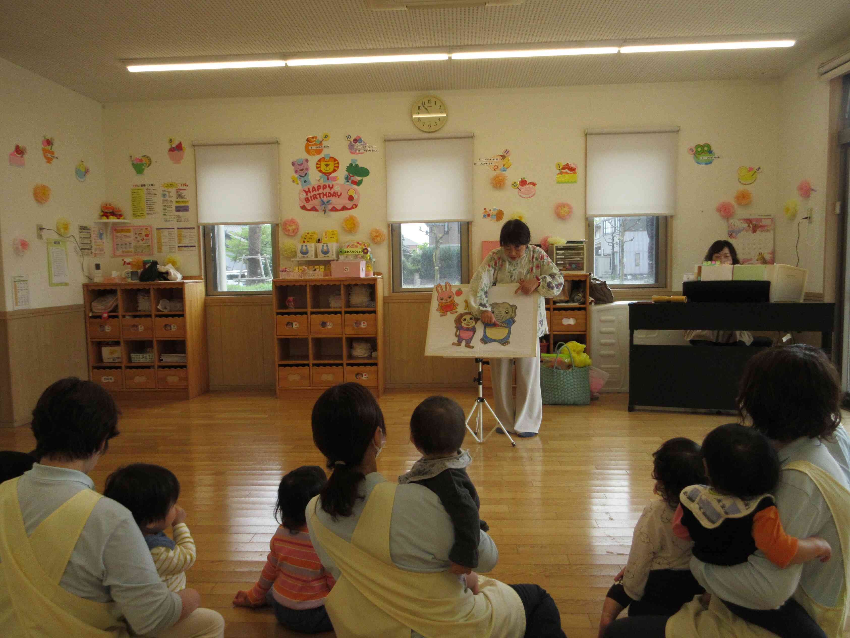 パネルシアターで動物さん登場！