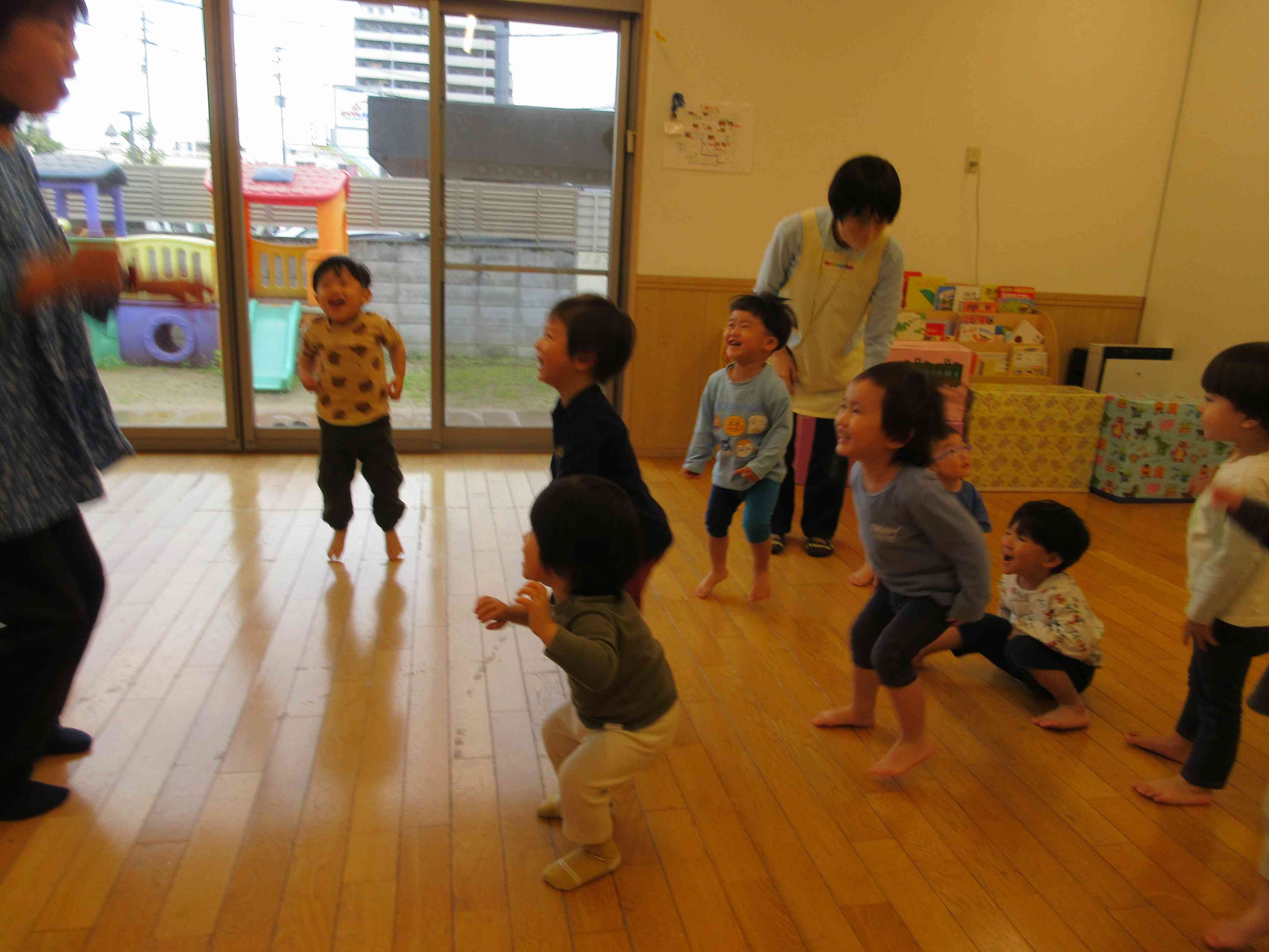 先生と一緒にできるよ～　みんなとっても上手‼