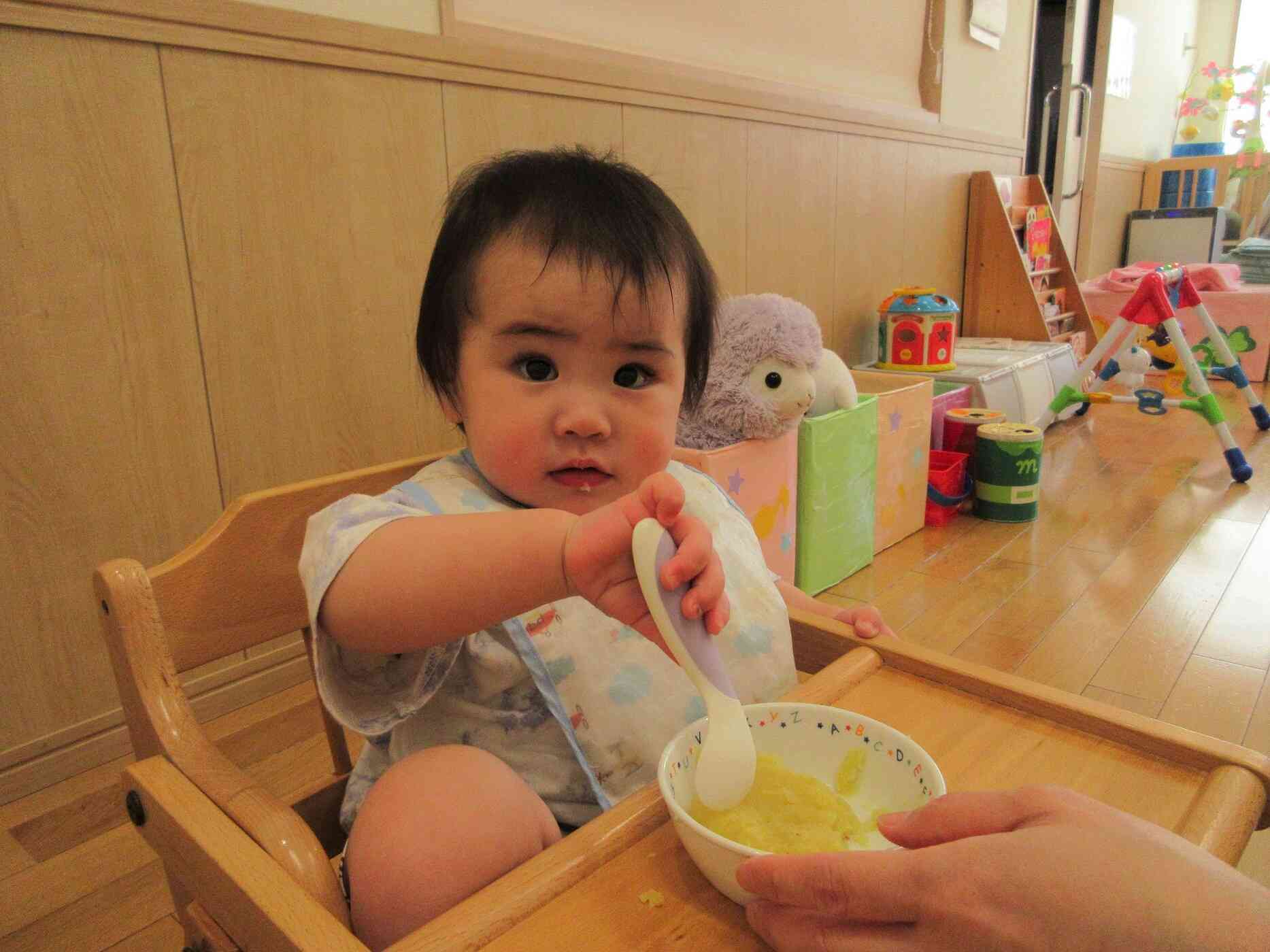 もう自分で食べられるよ！