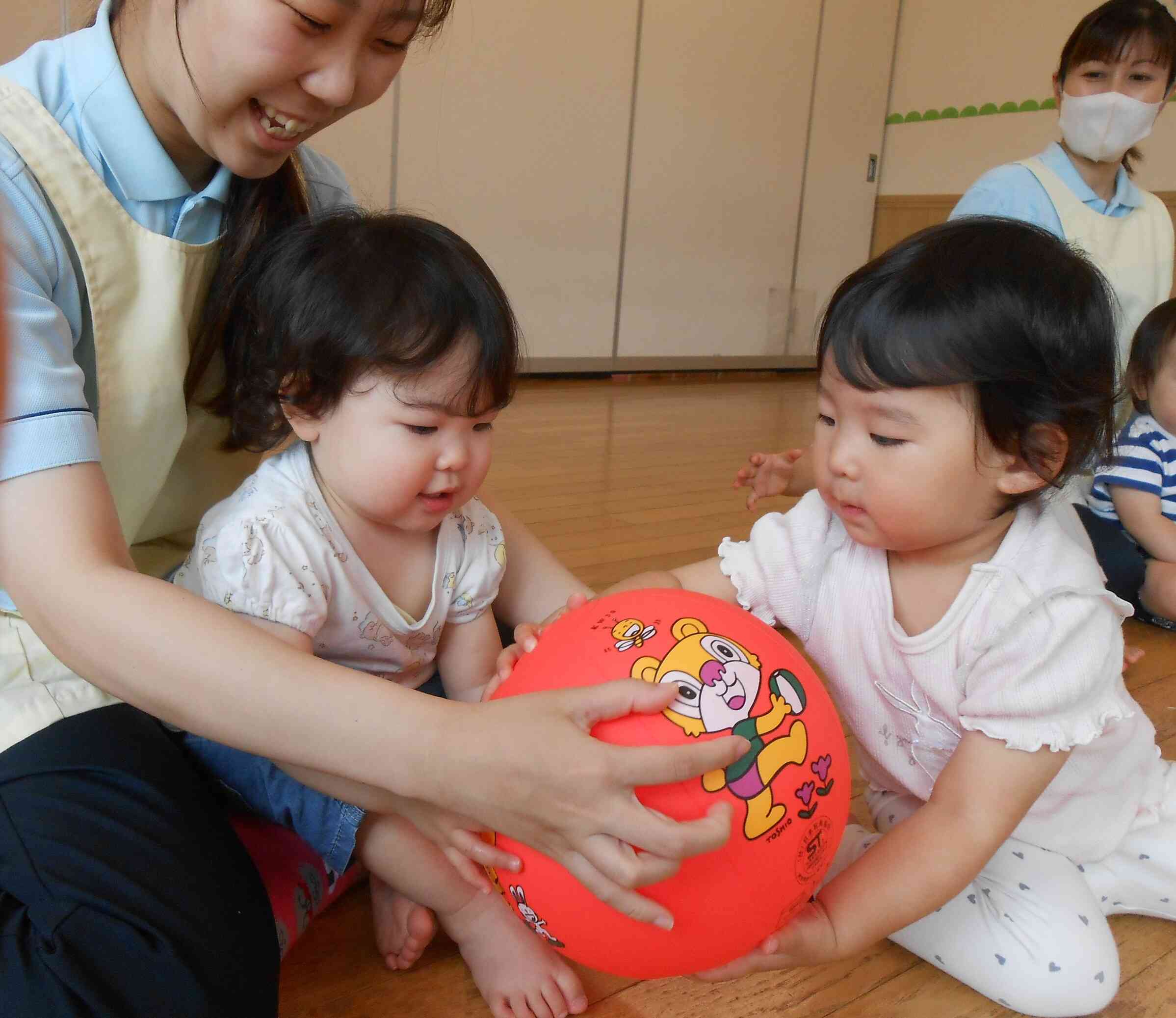 6月のリトミック（りす組・うさぎ組）