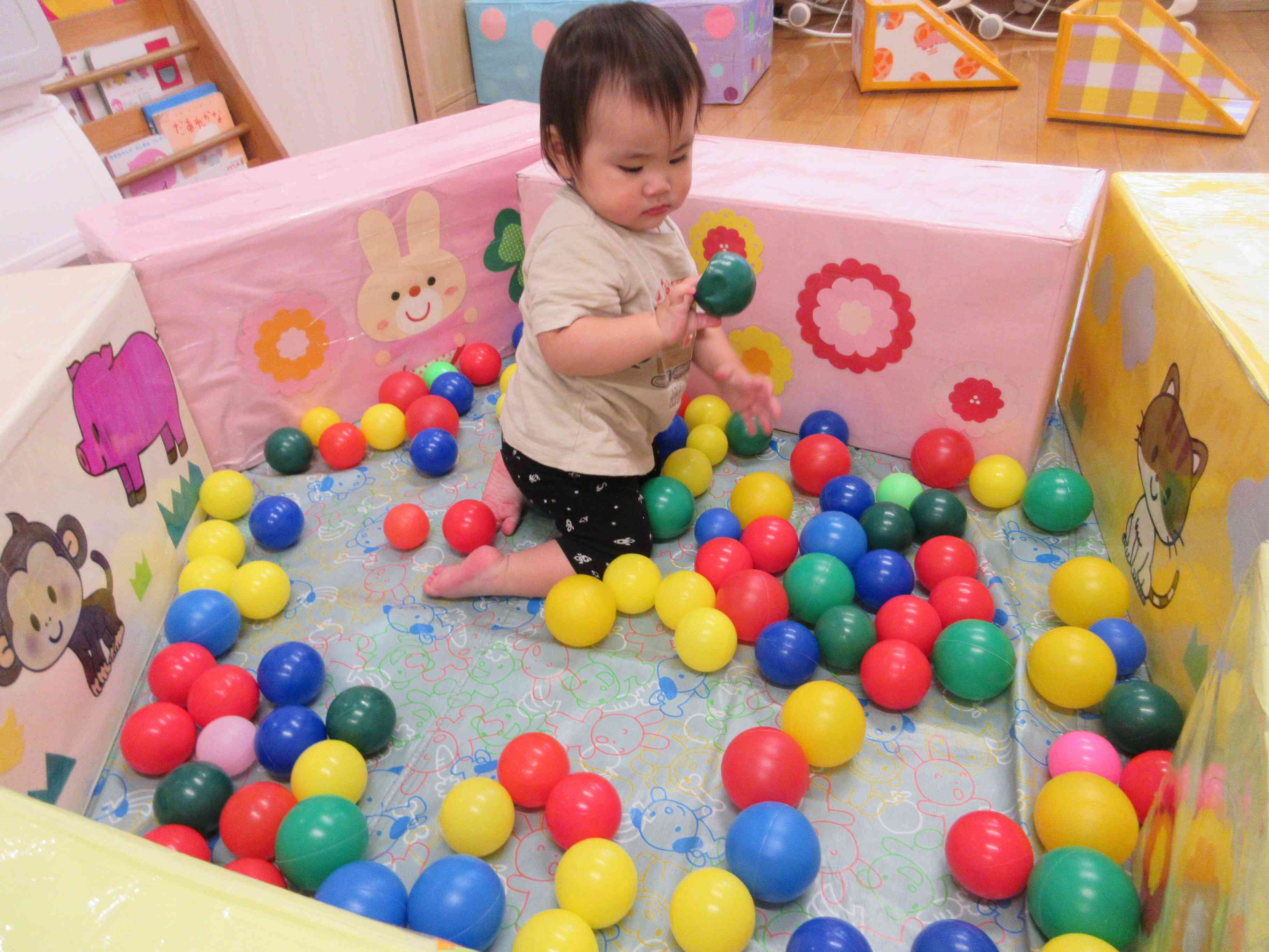 「あれ！ボールが潰れちゃった・・・」