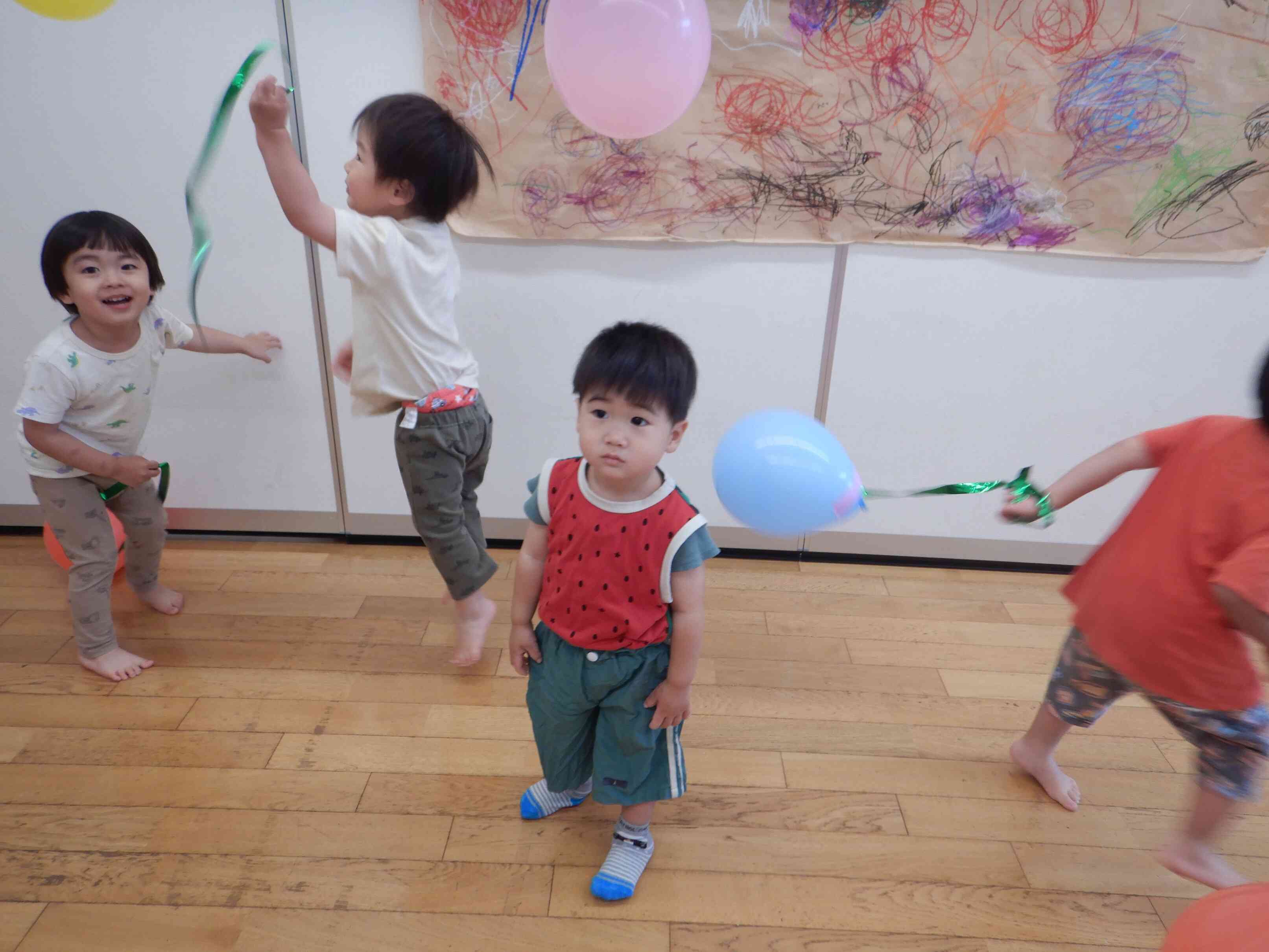 思いっきり風船と遊ぼう‼