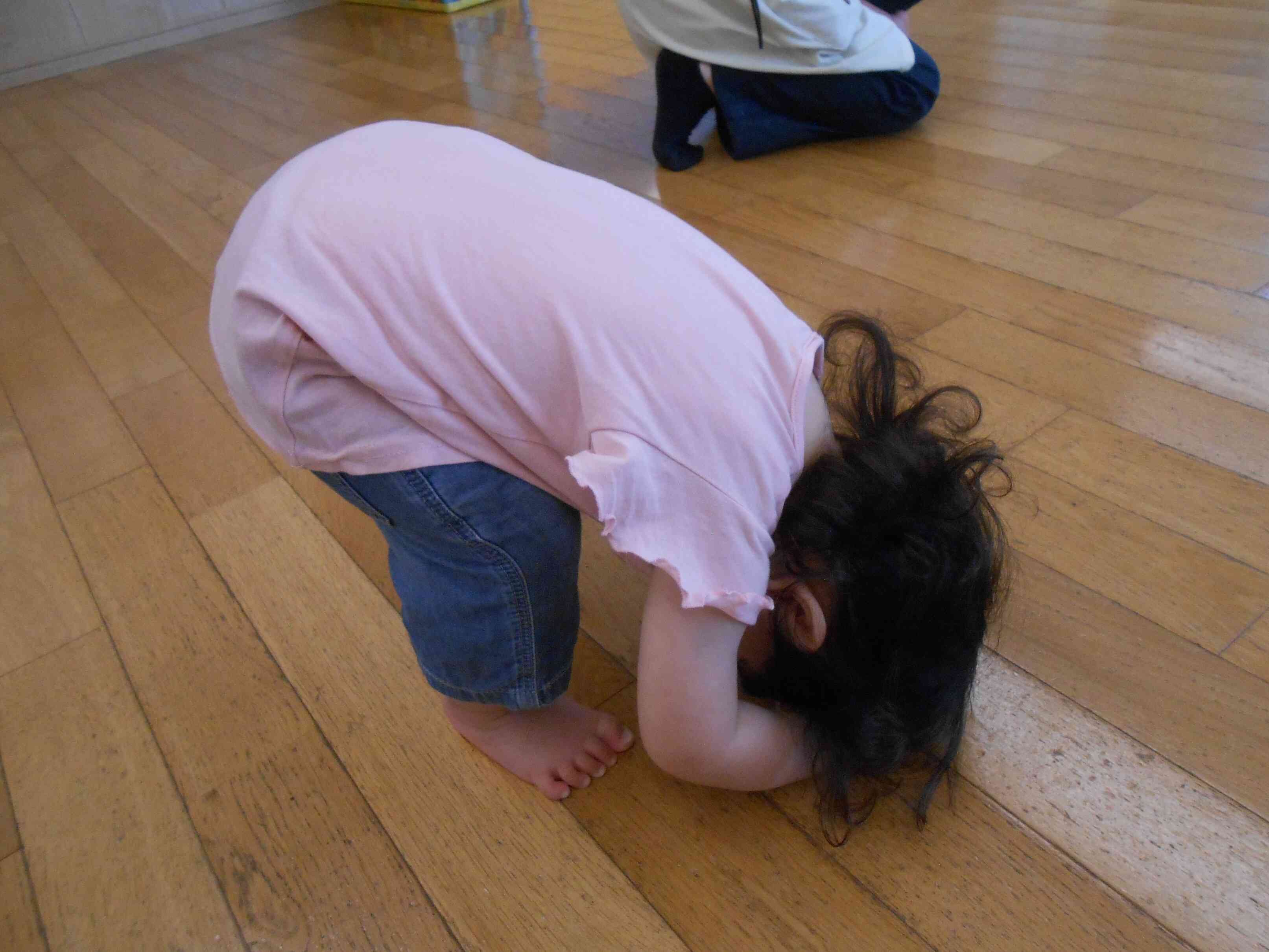 雷の音だ！伏せて～！