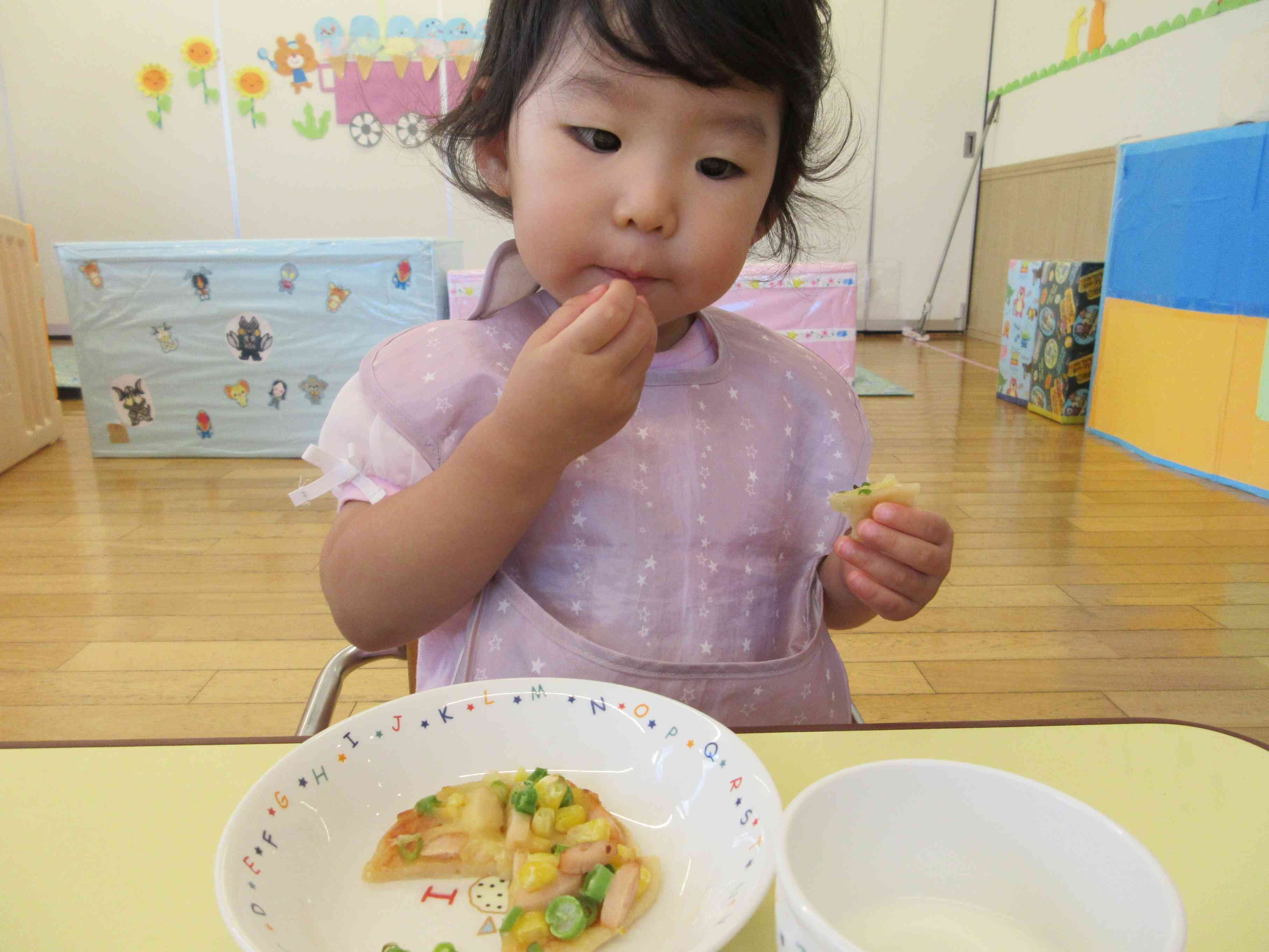 ピザいただきます～♪