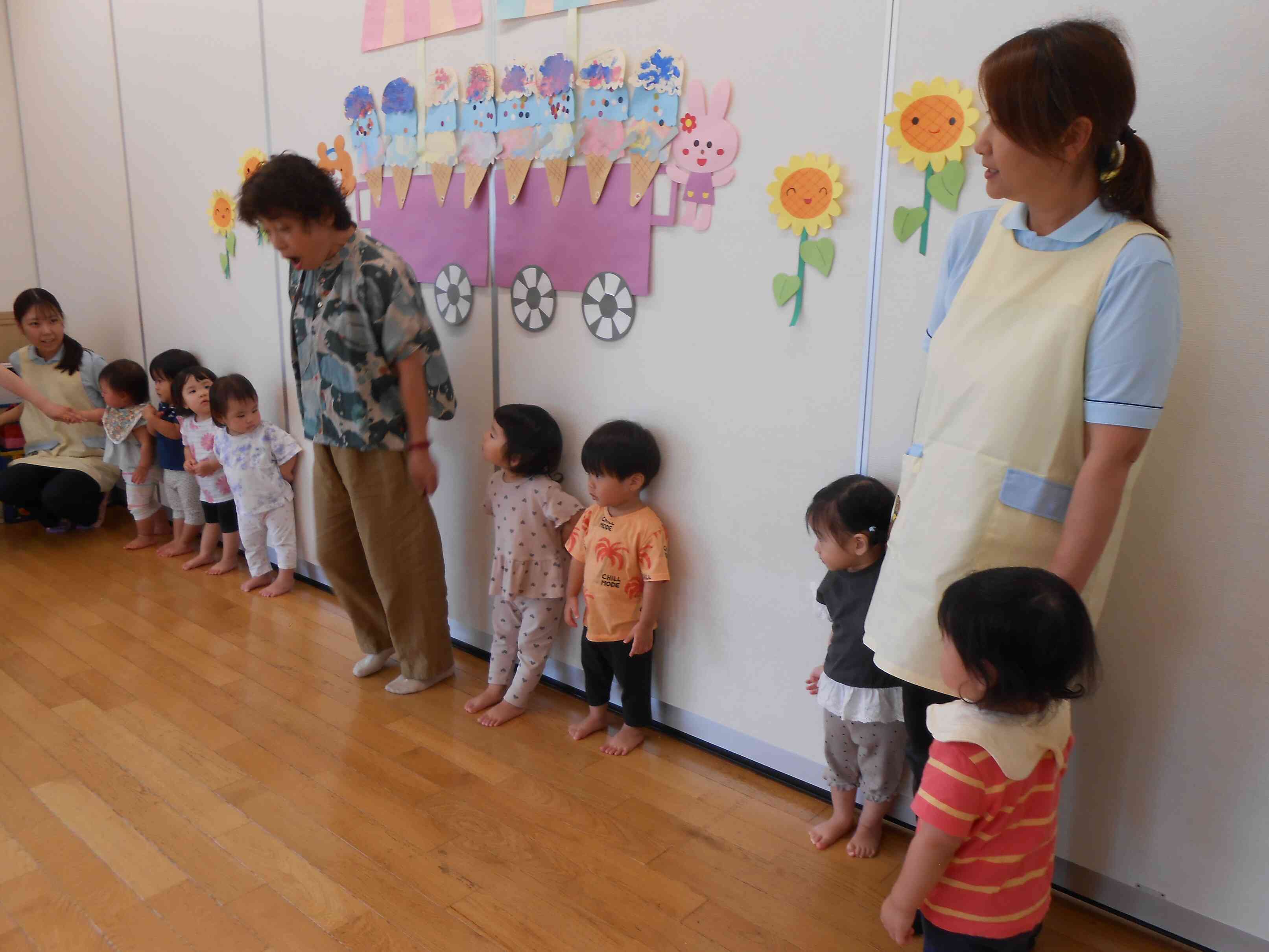 みんなで走るよー！並ぼうね