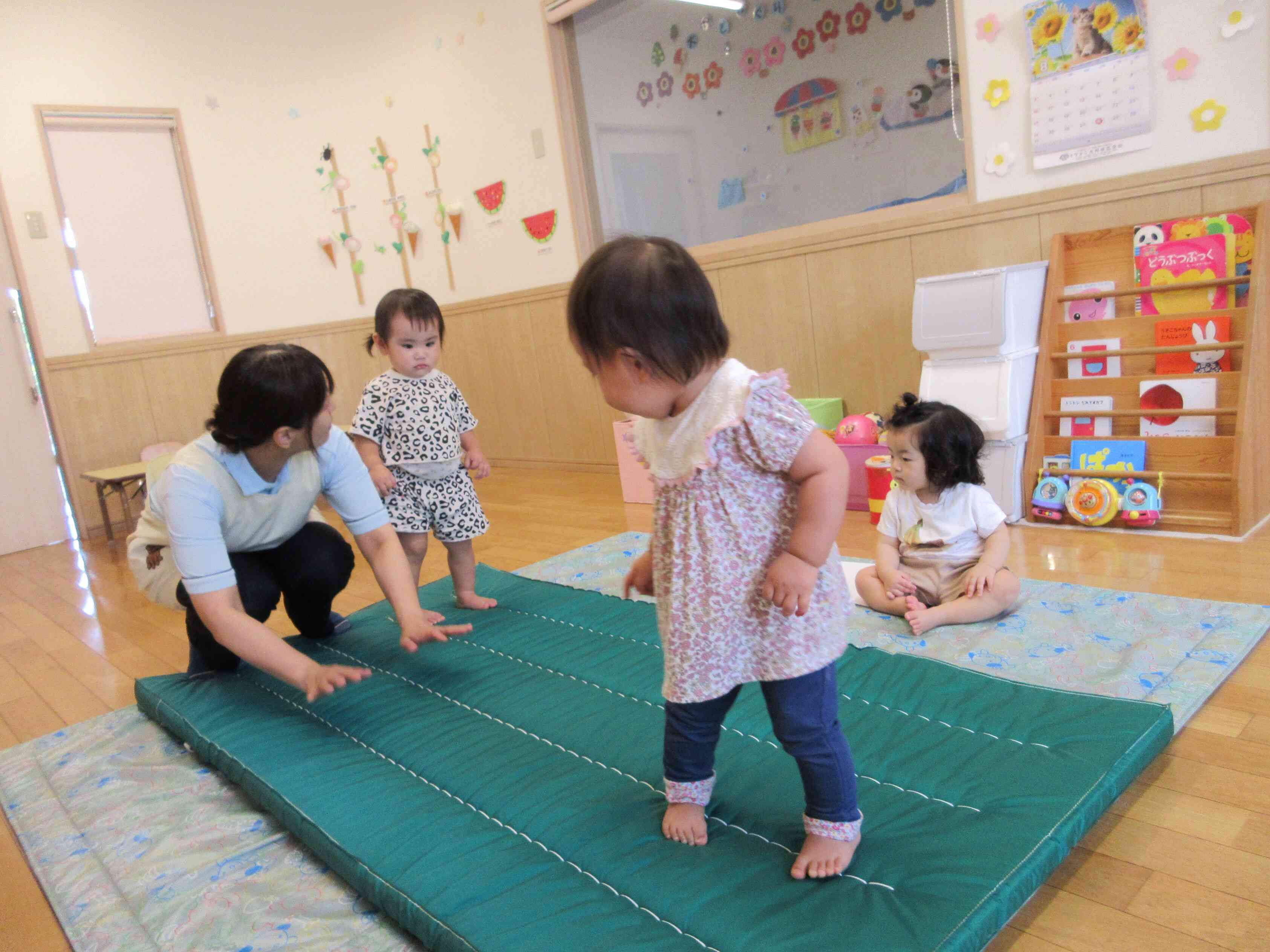 マットに触れてみるよ!