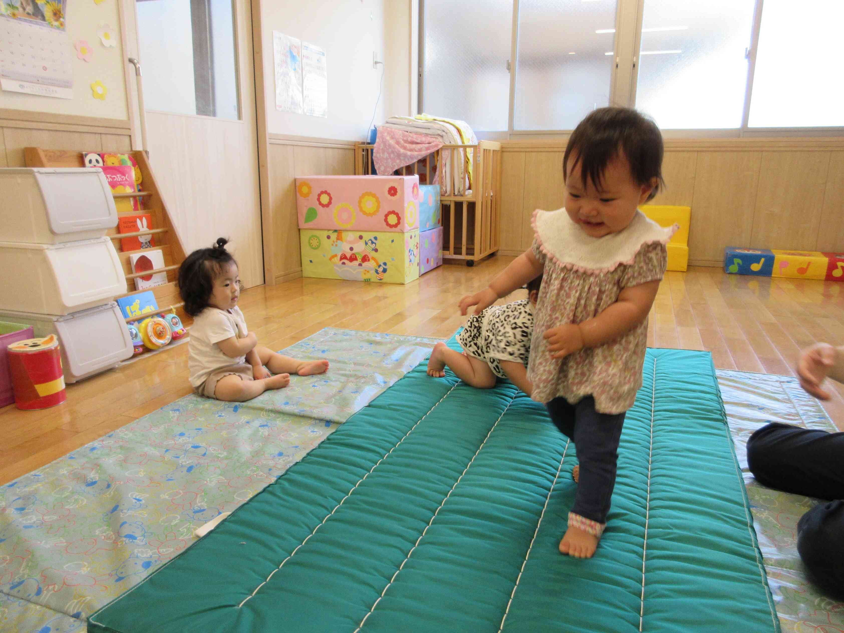 おっとっと・・・少し歩きにくい。