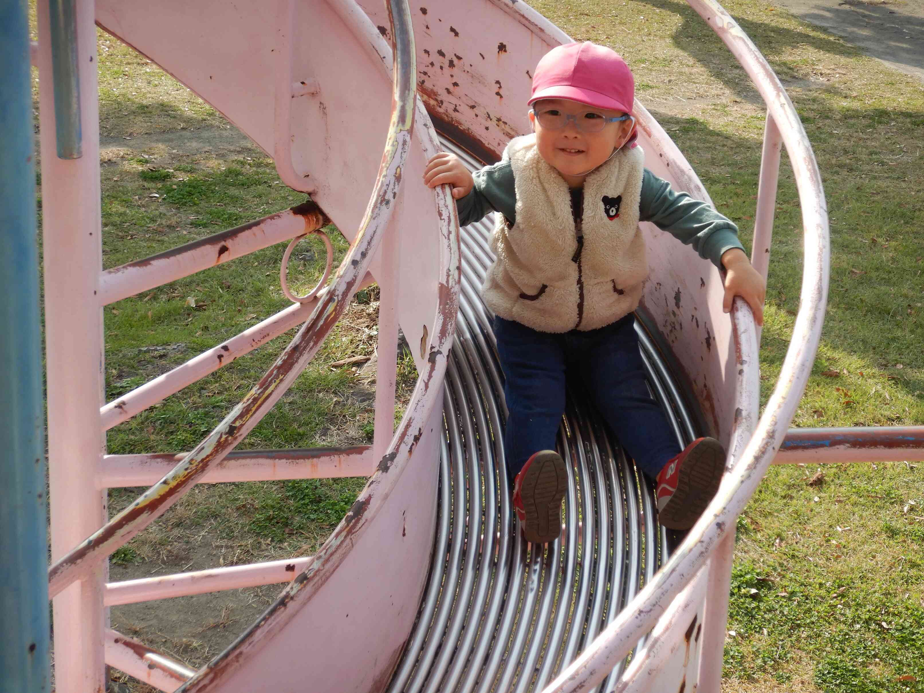 ぐるぐるの滑り台だー❢